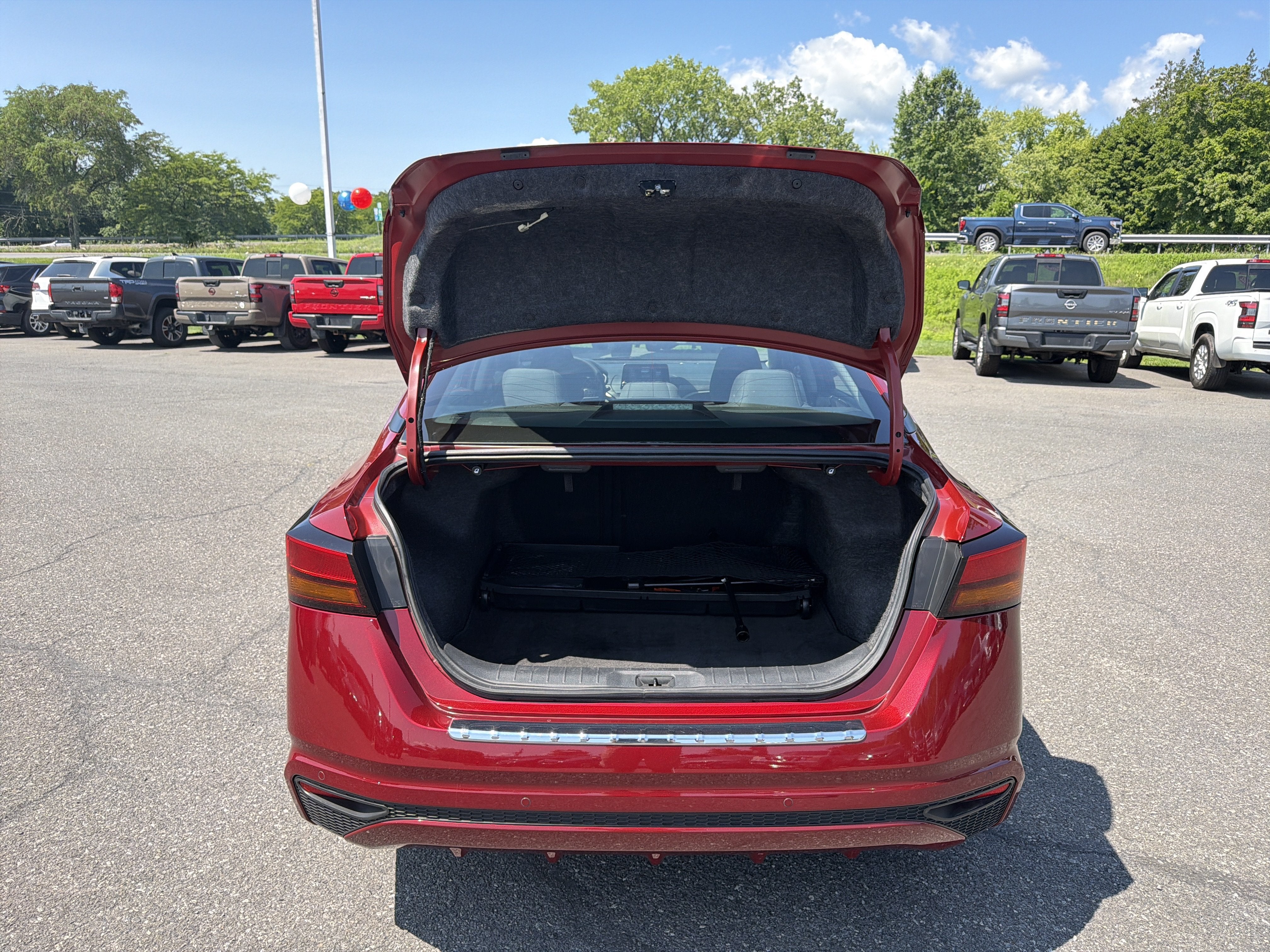 2023 Nissan Altima 2.5 SV