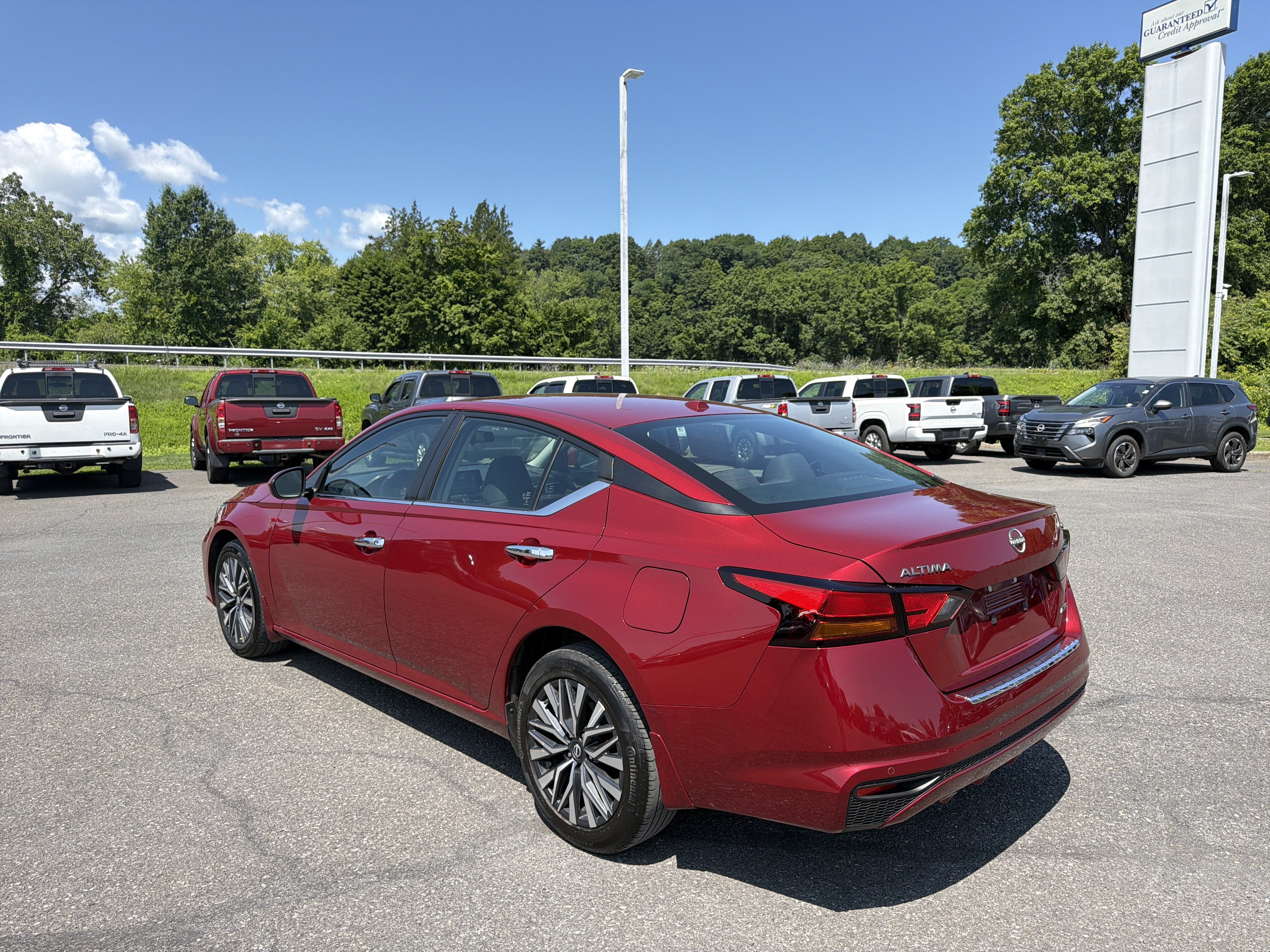 2023 Nissan Altima 2.5 SV