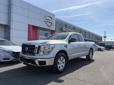 2017 Nissan Titan SV