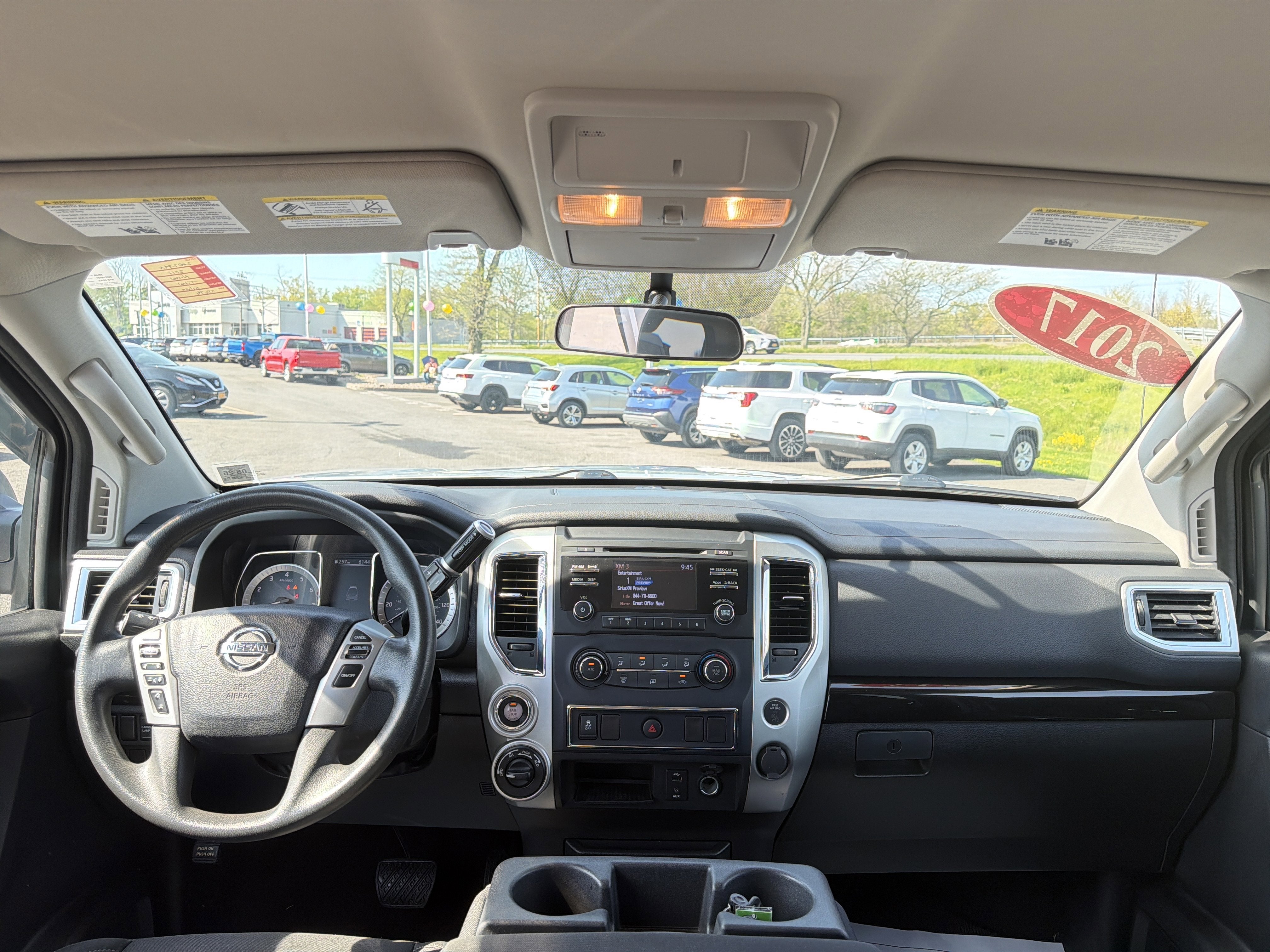 2017 Nissan Titan SV