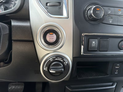 2017 Nissan Titan SV
