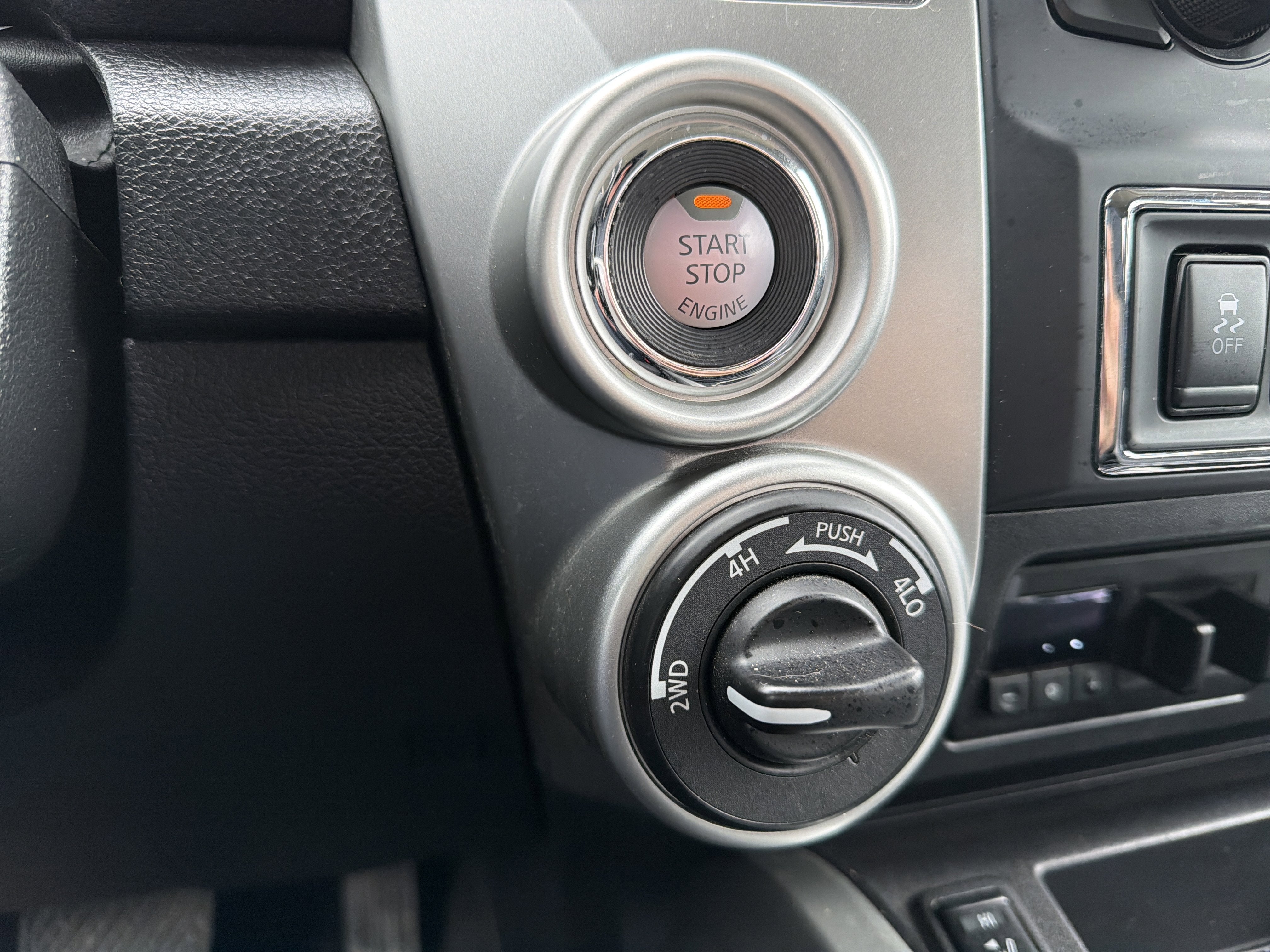 2020 Nissan Titan SV