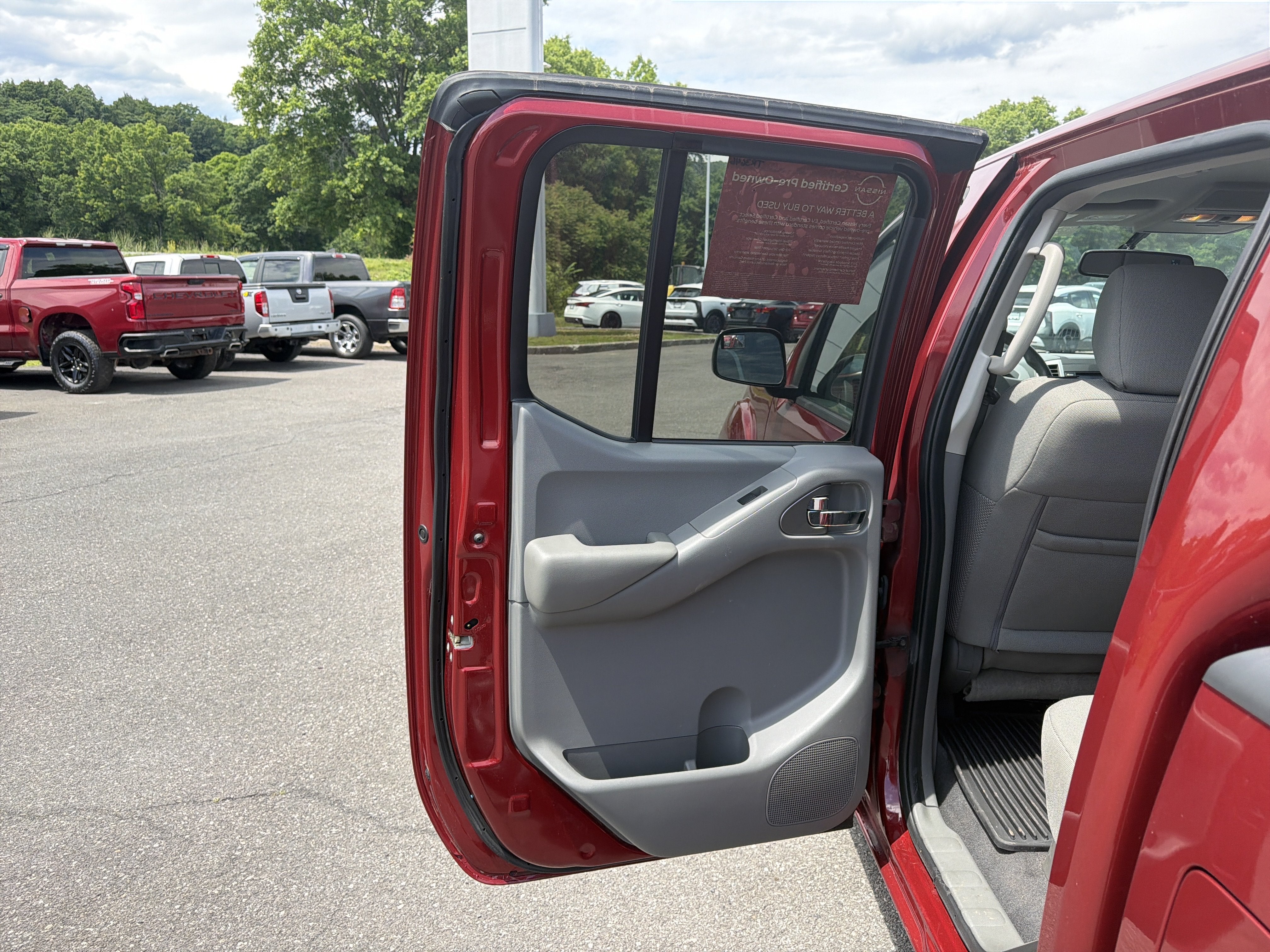 2020 Nissan Frontier SV
