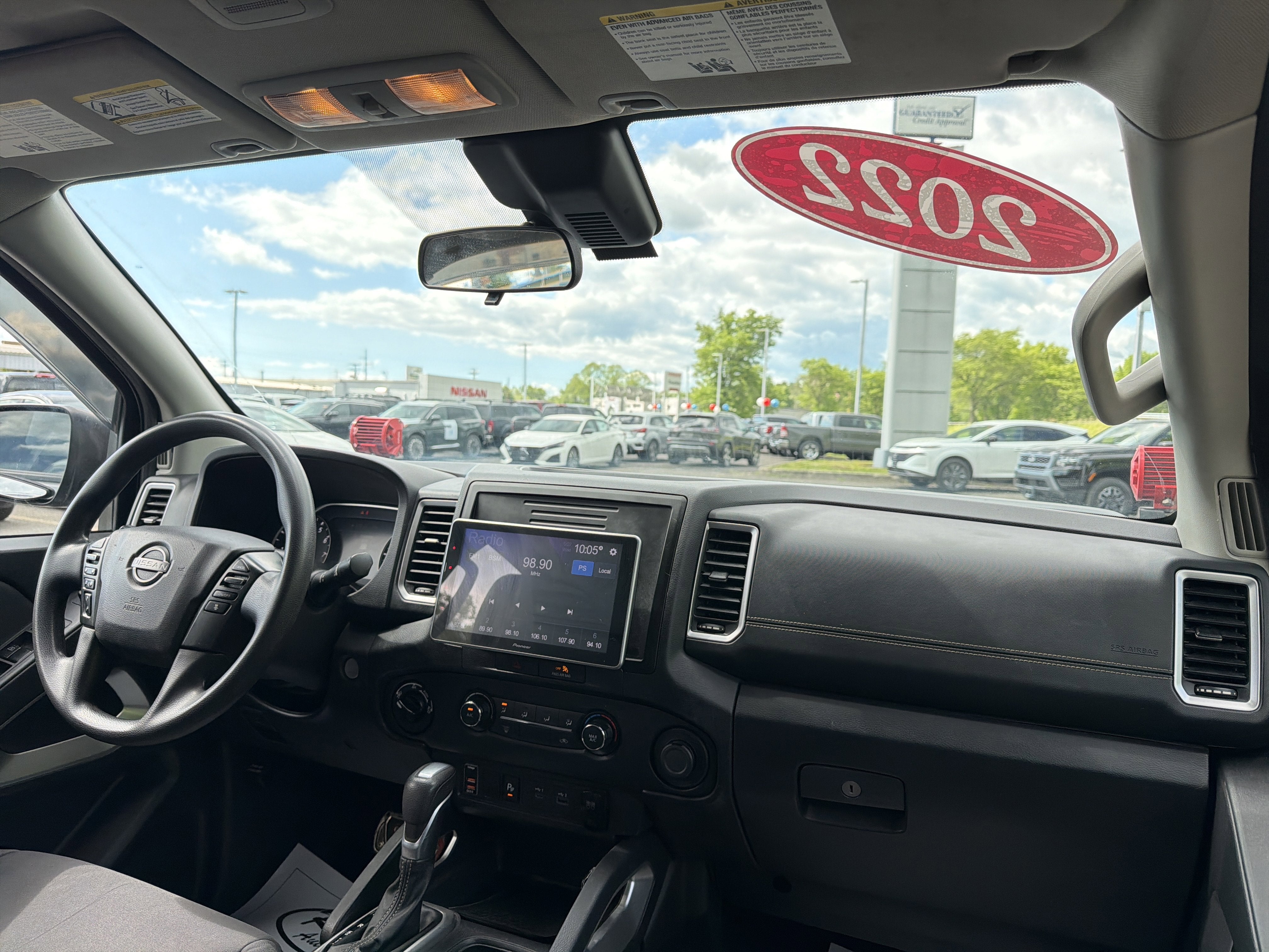 2022 Nissan Frontier SV