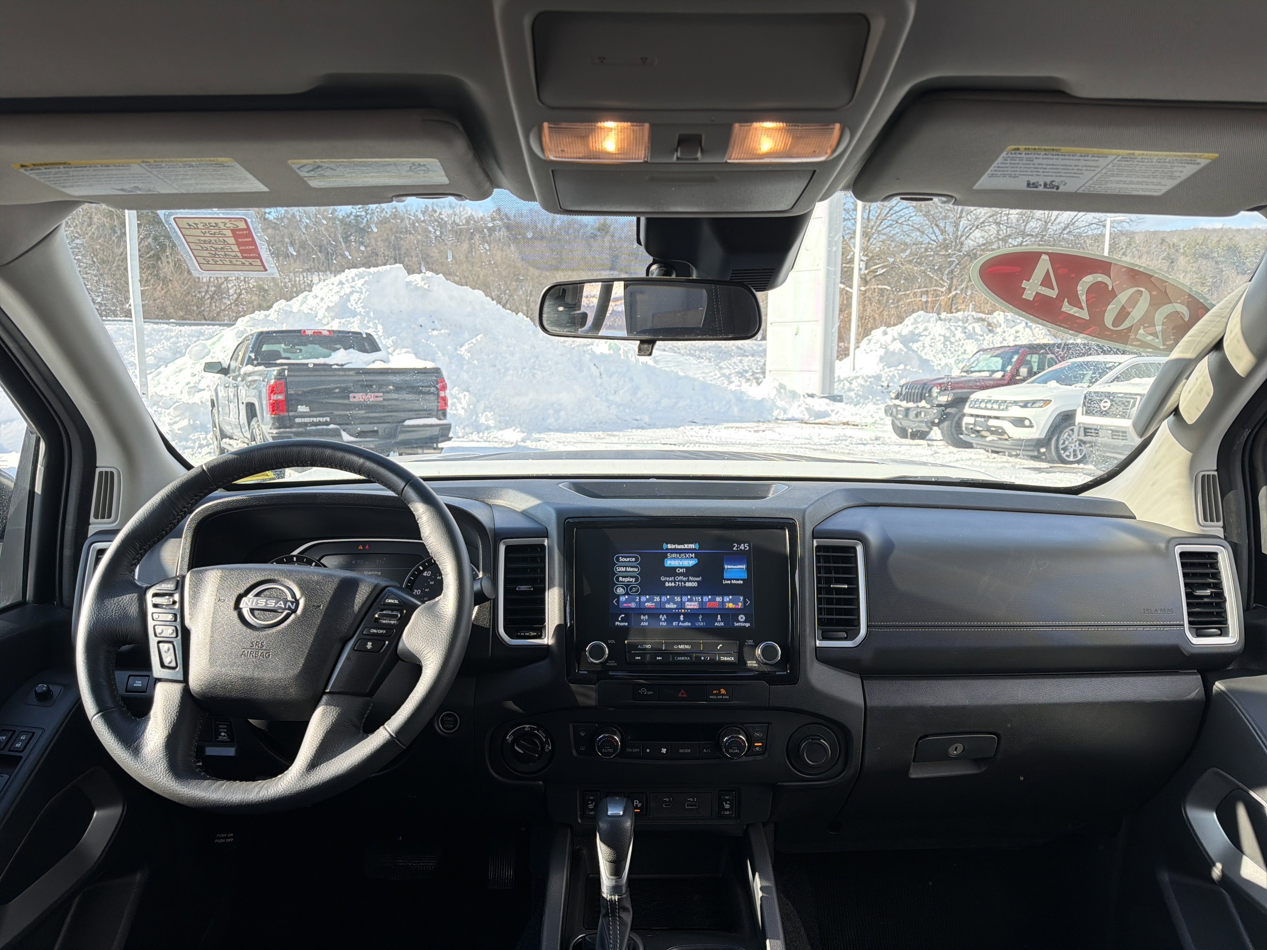 2024 Nissan Frontier SV