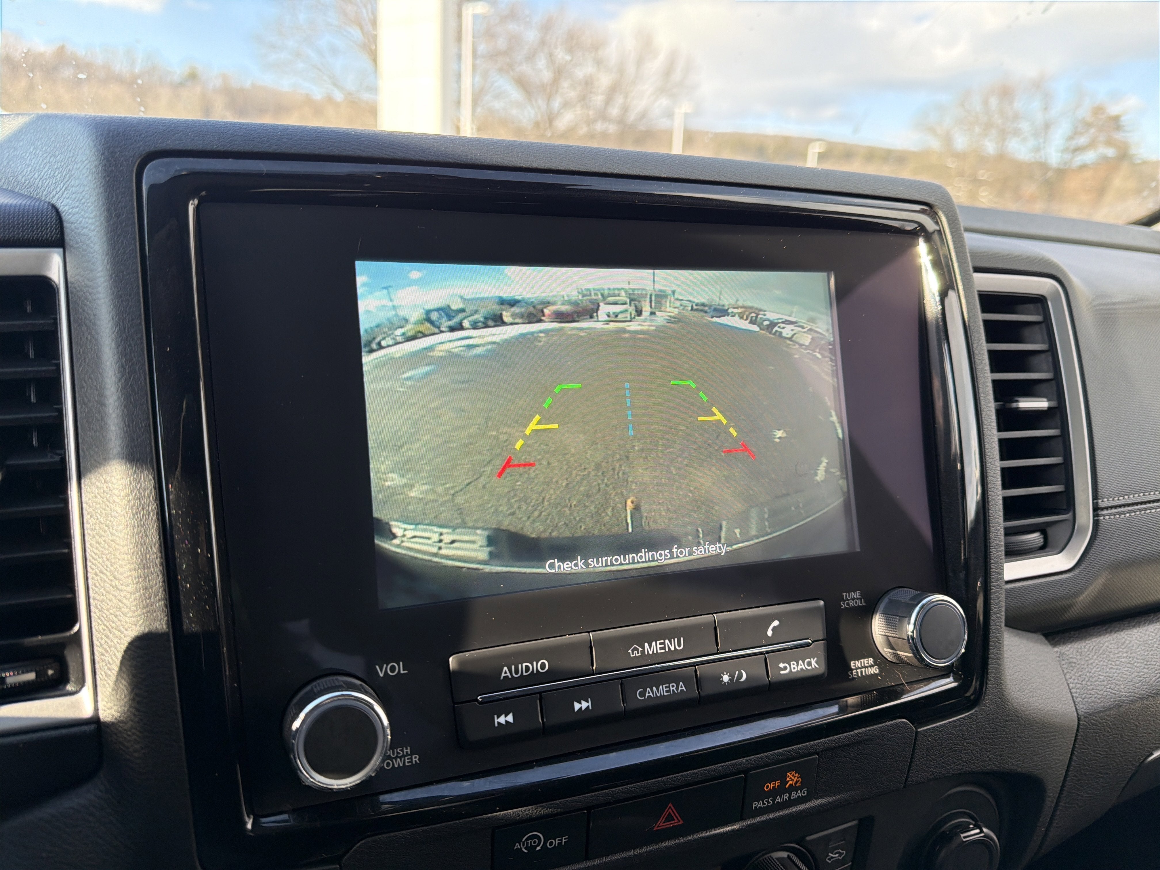 2024 Nissan Frontier SV