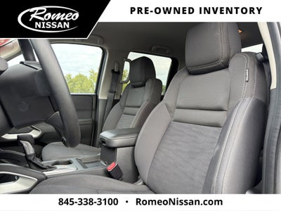 2024 Nissan Frontier SV