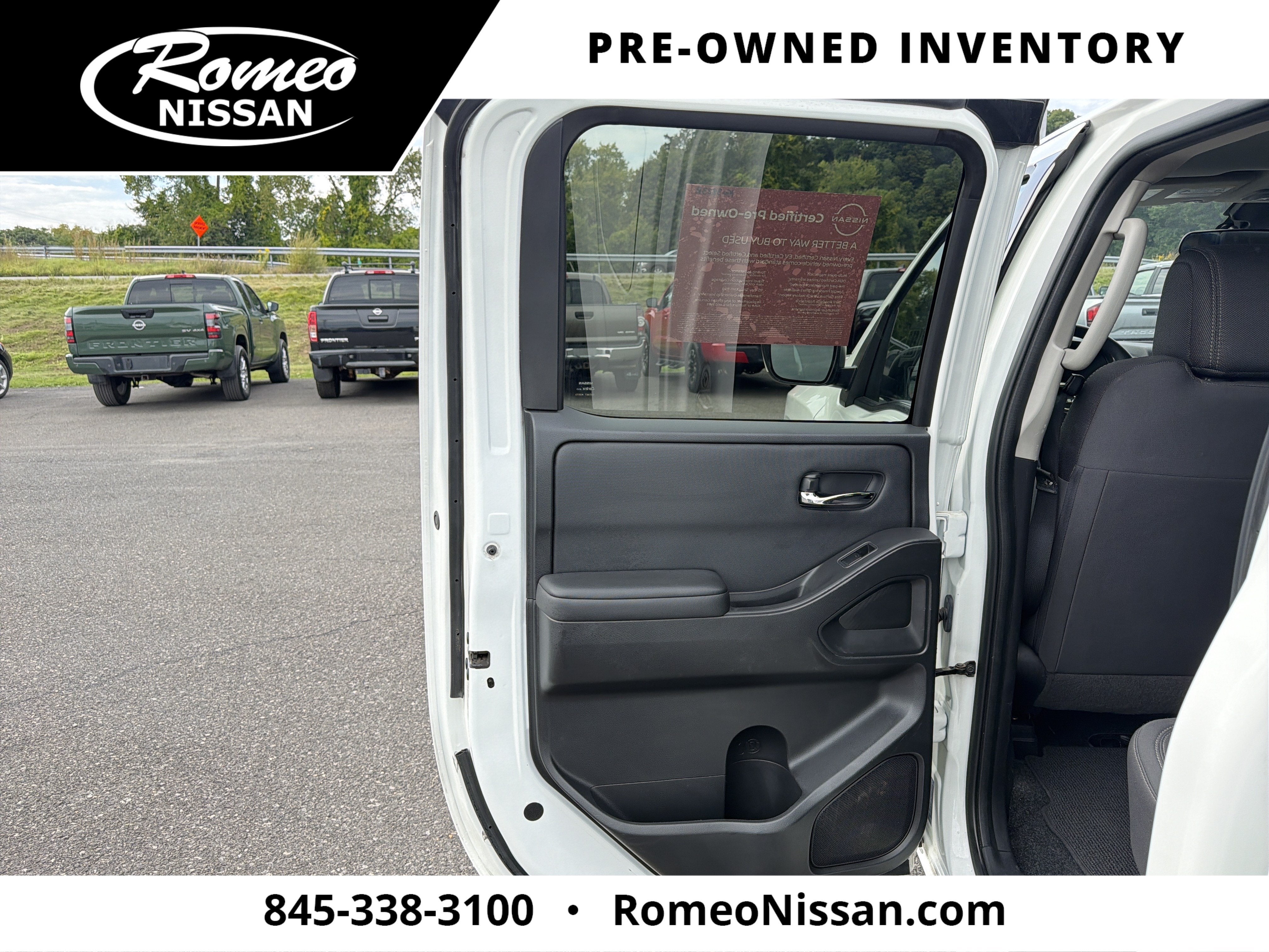 2024 Nissan Frontier SV