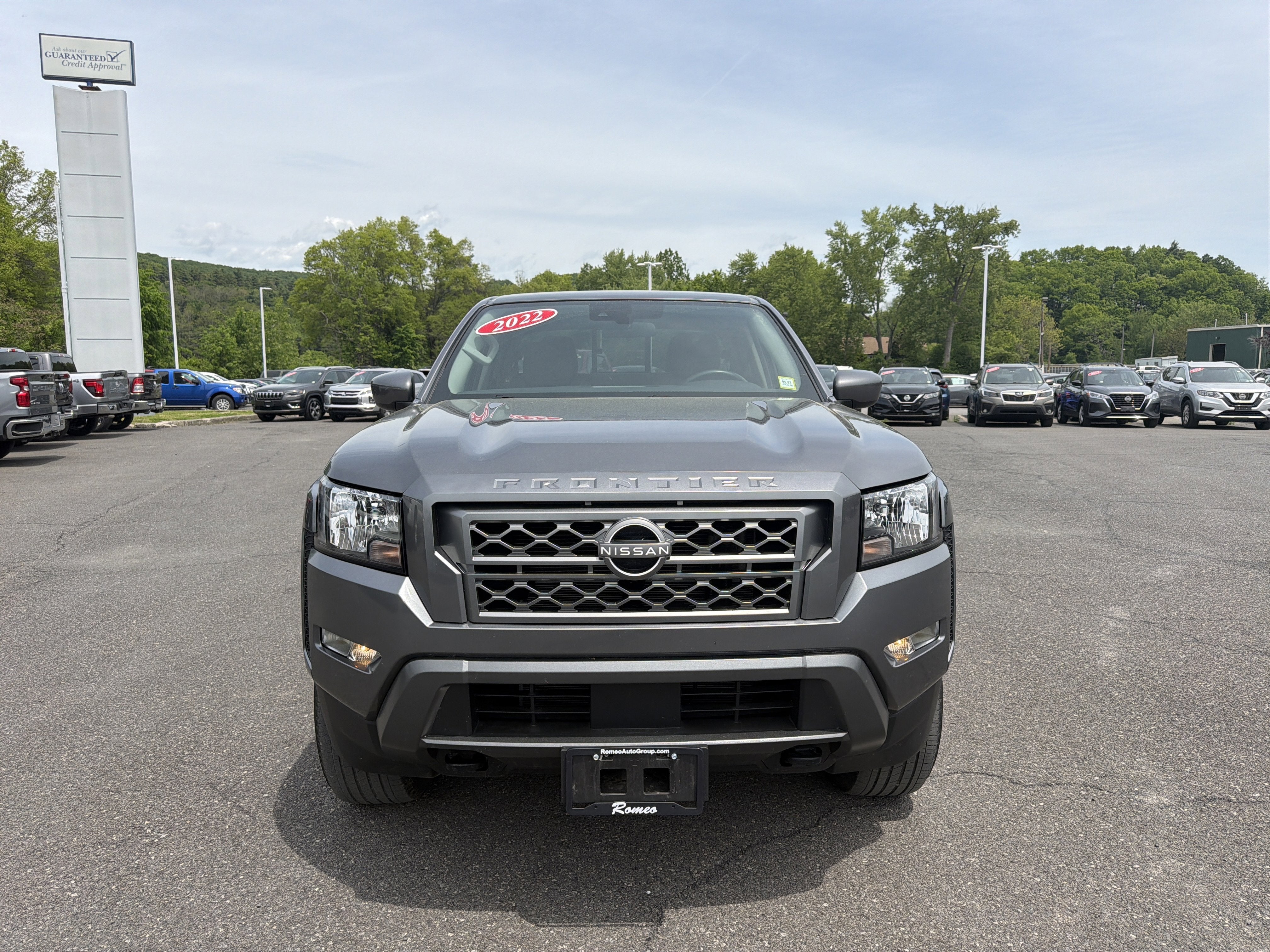 2022 Nissan Frontier SV