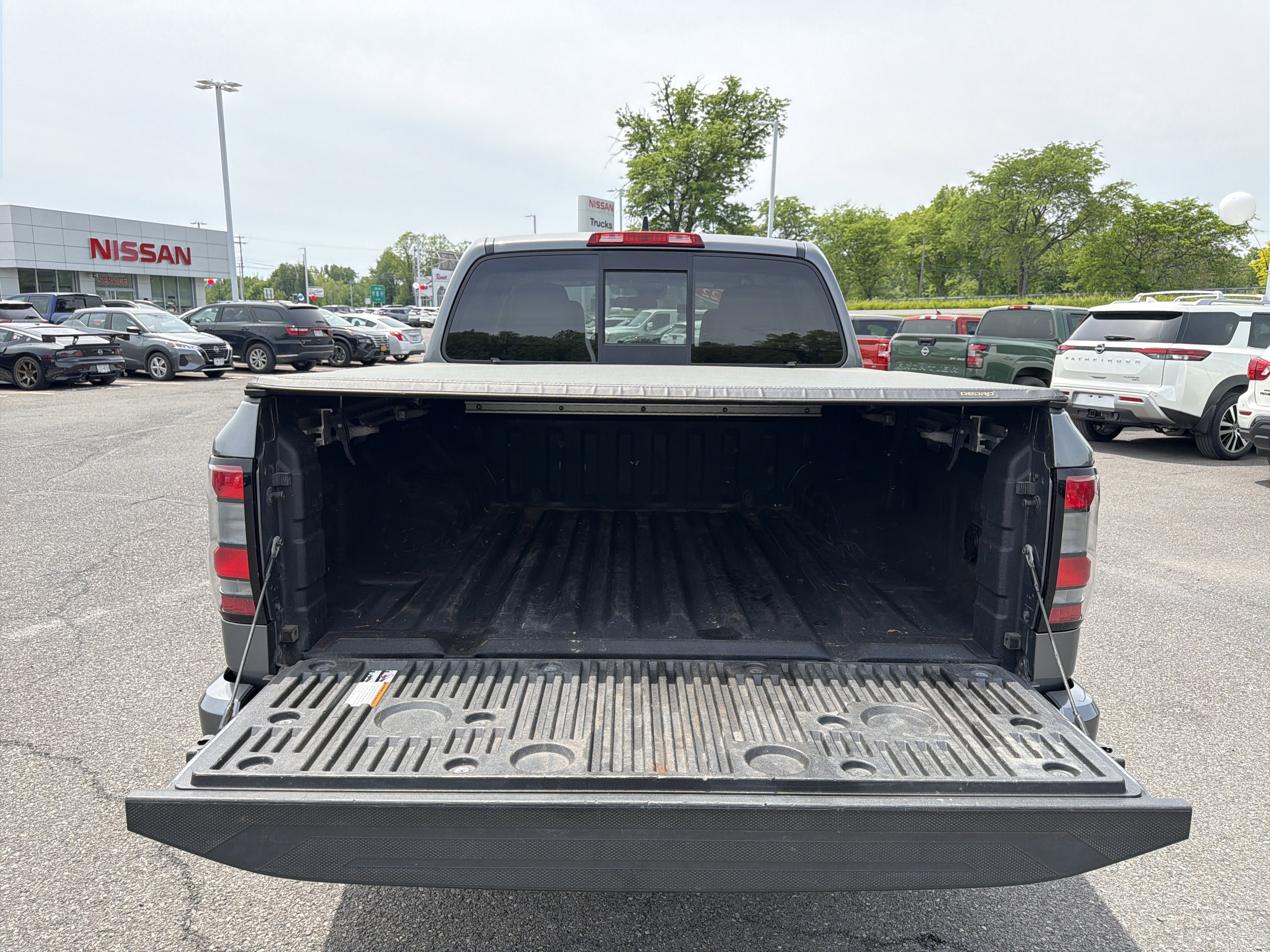 2022 Nissan Frontier SV