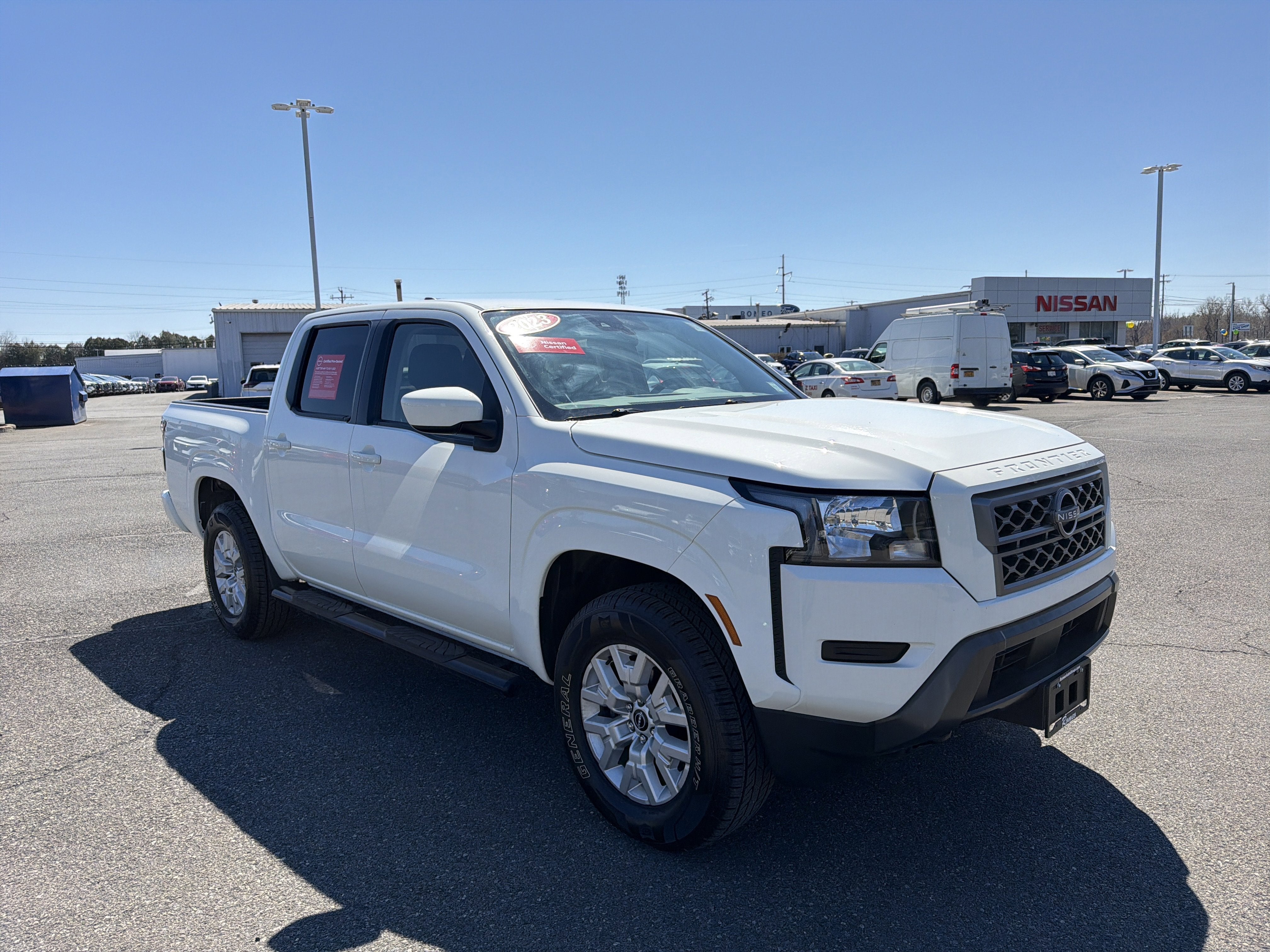 2023 Nissan Frontier SV