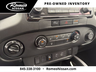 2024 Nissan Frontier SV