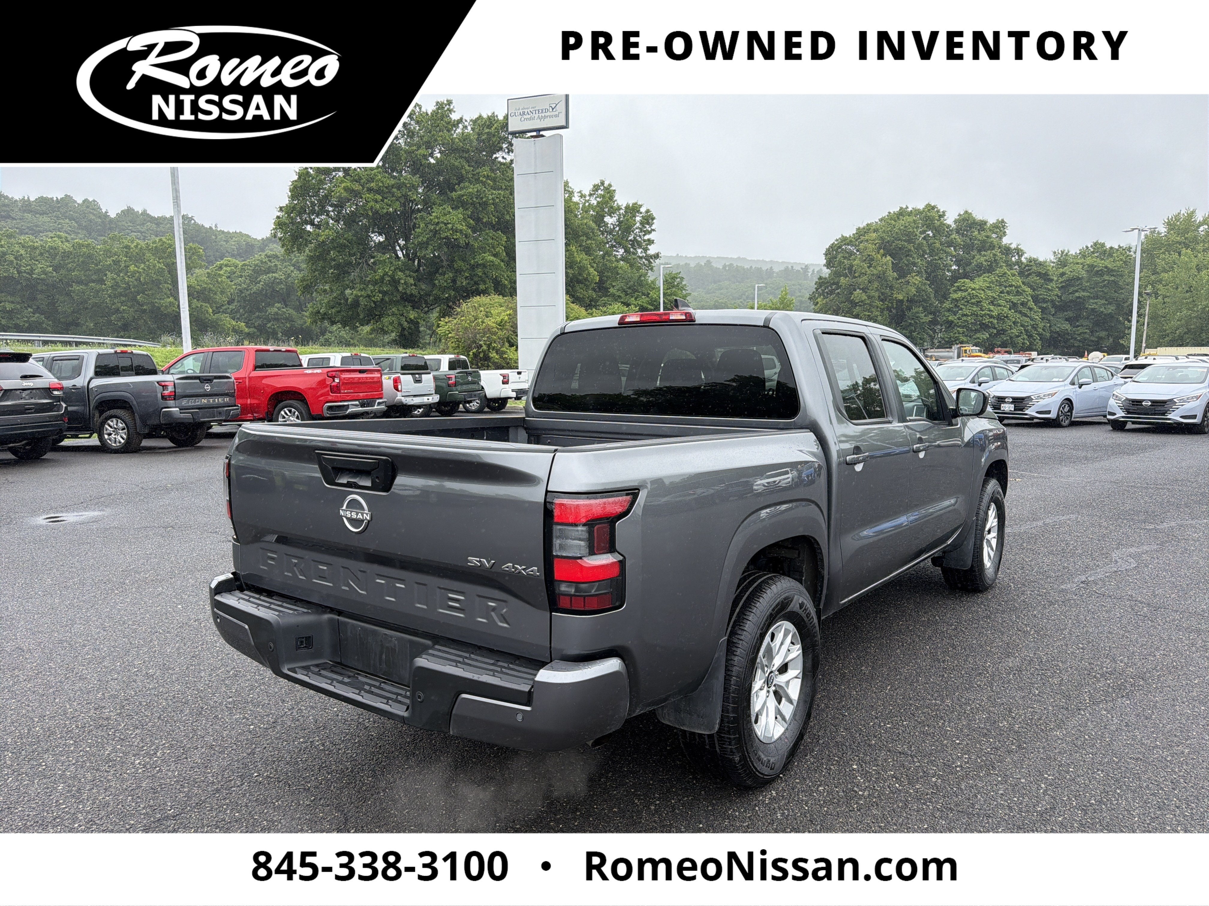 2024 Nissan Frontier SV