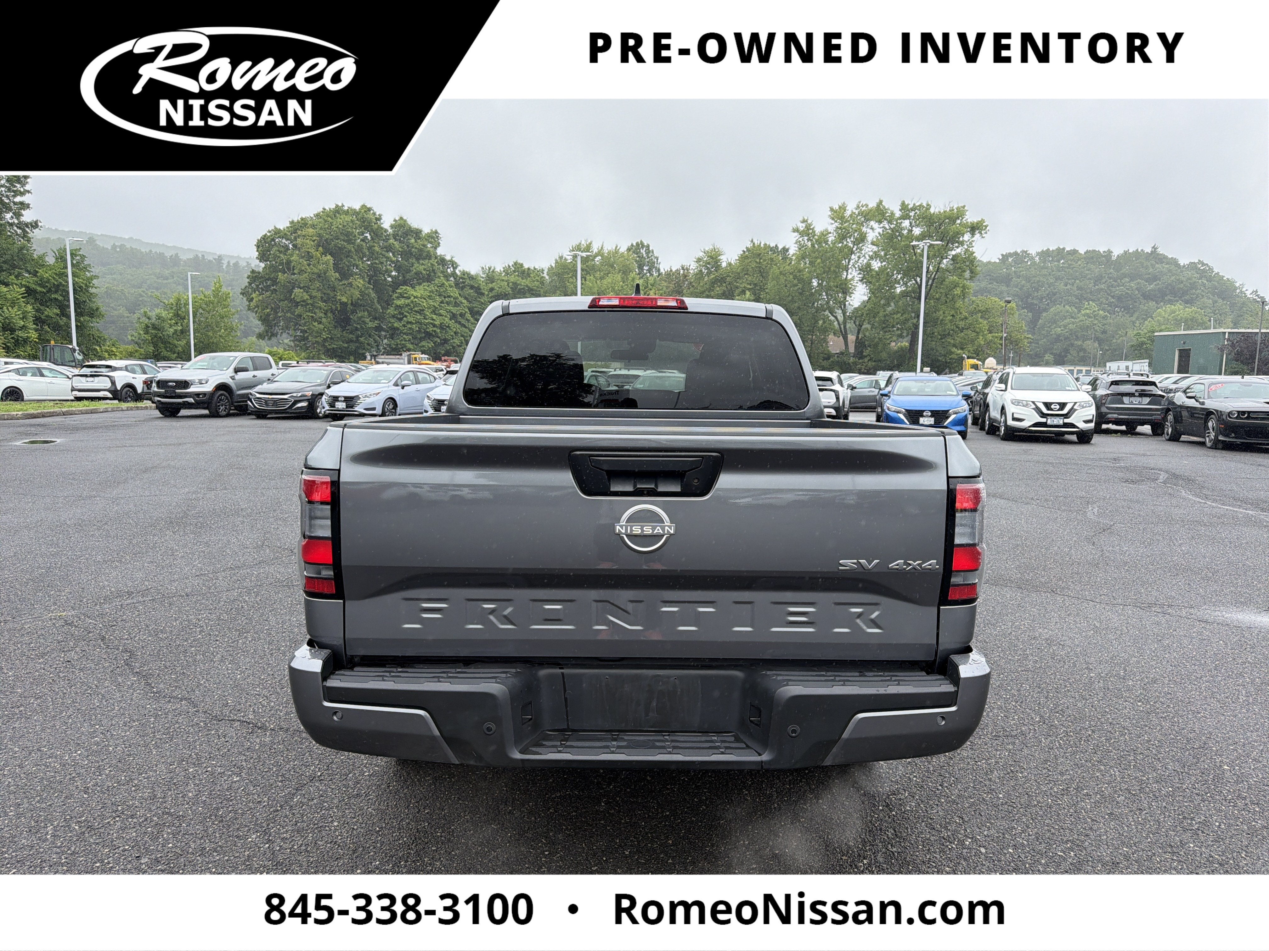 2024 Nissan Frontier SV