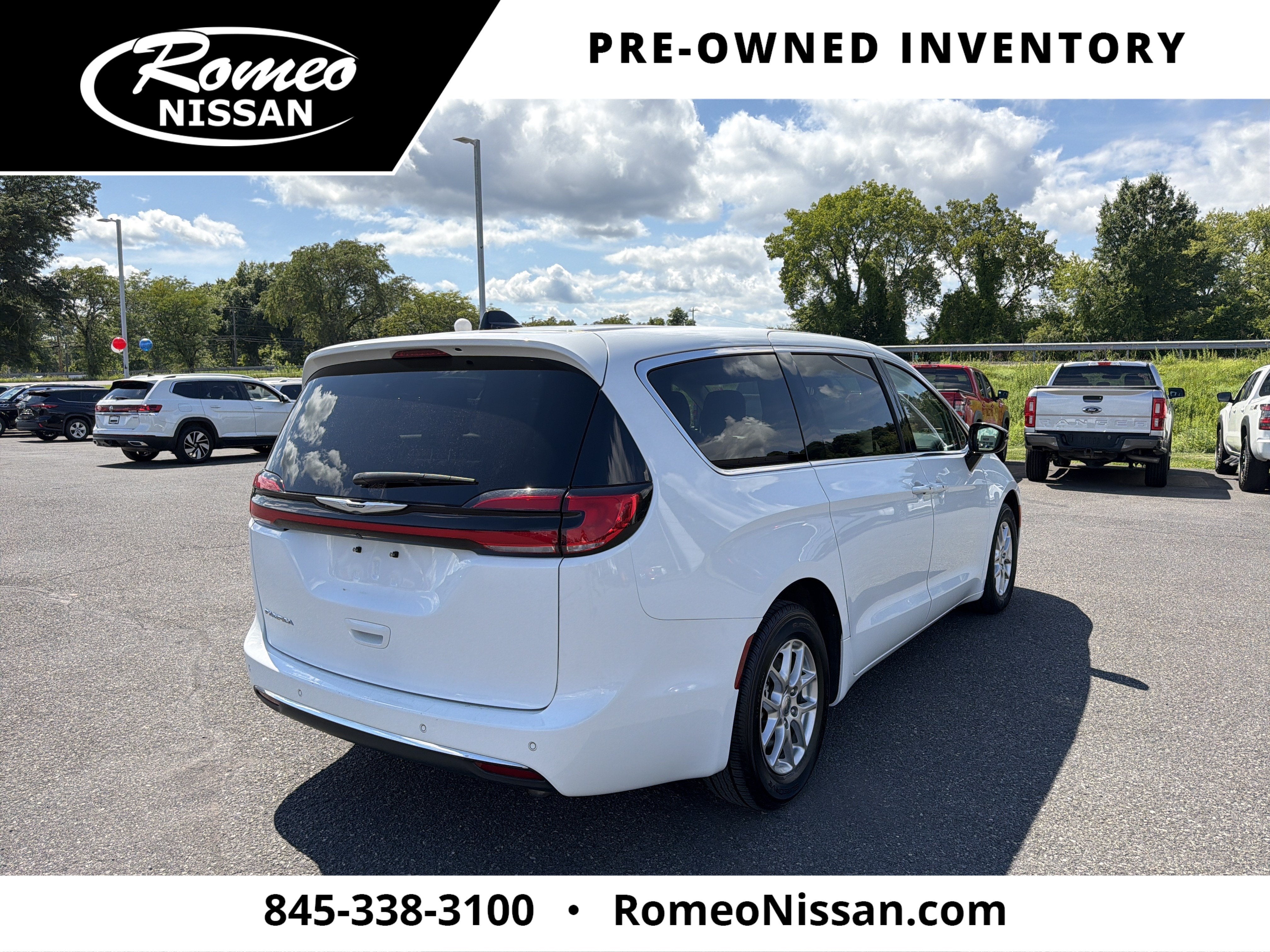 2024 Chrysler Pacifica Touring L