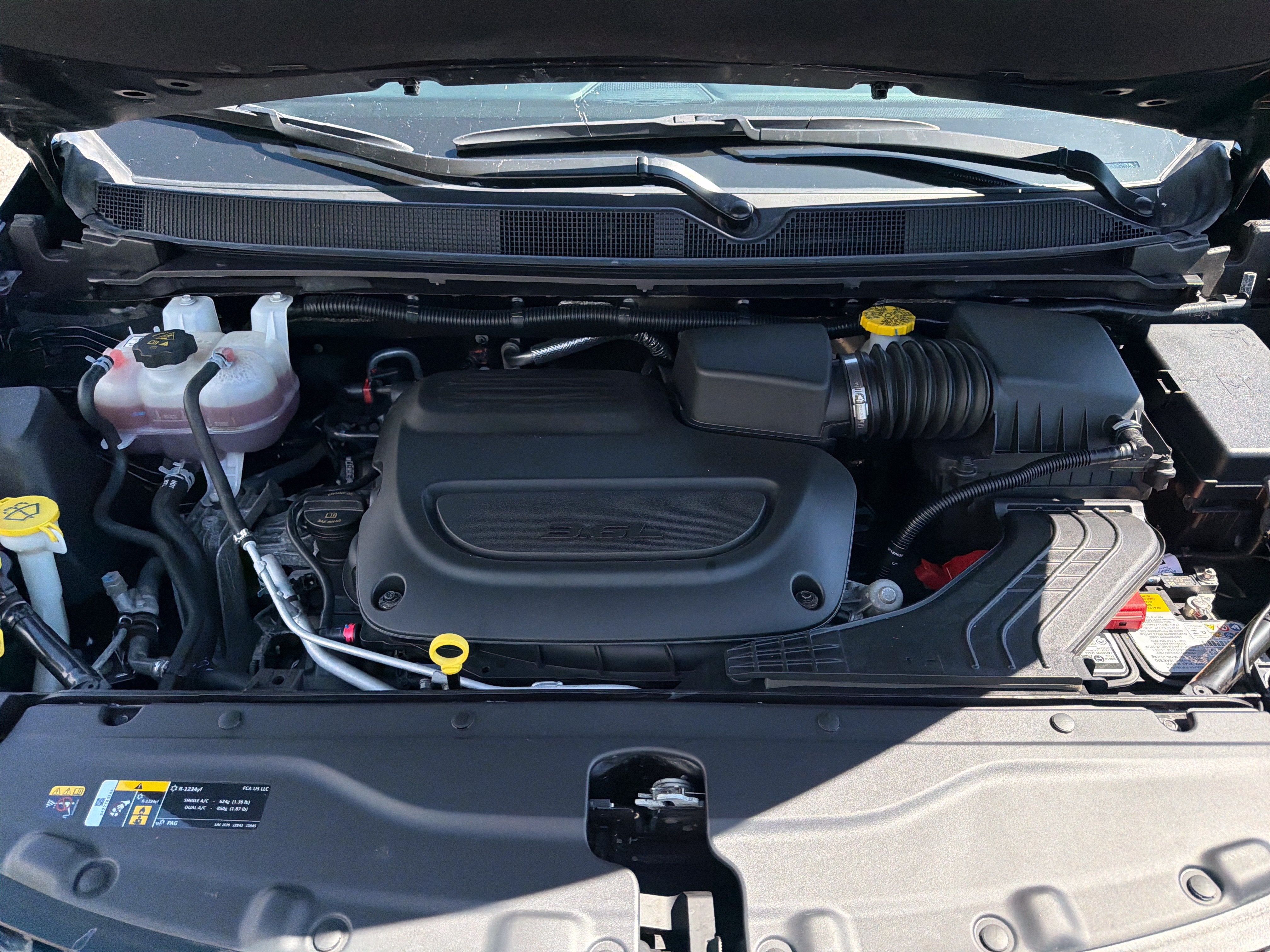 2024 Chrysler Voyager LX