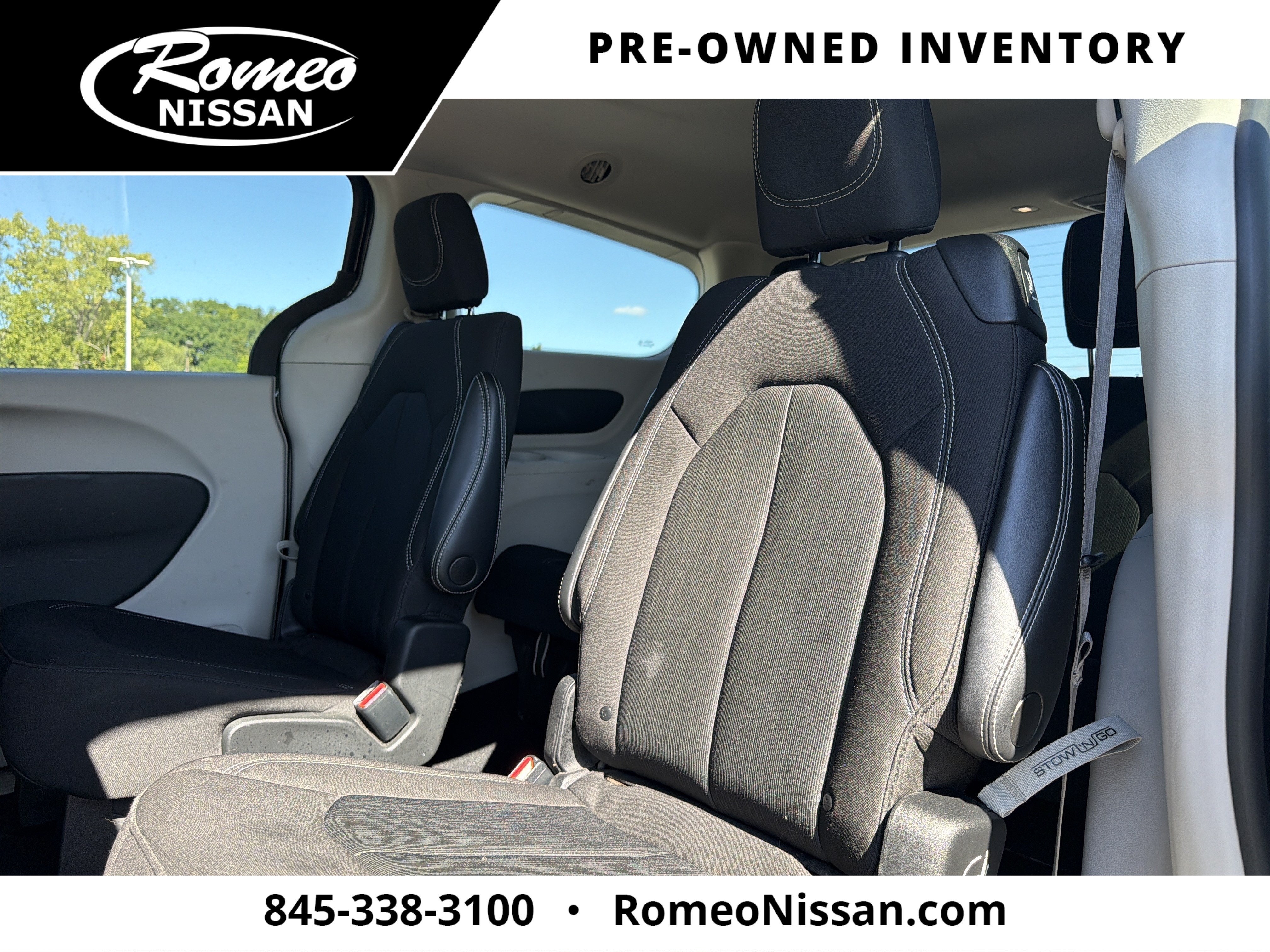2021 Chrysler Voyager LX
