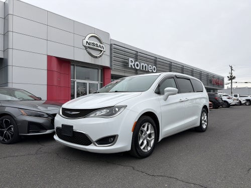 2020 Chrysler Pacifica Touring