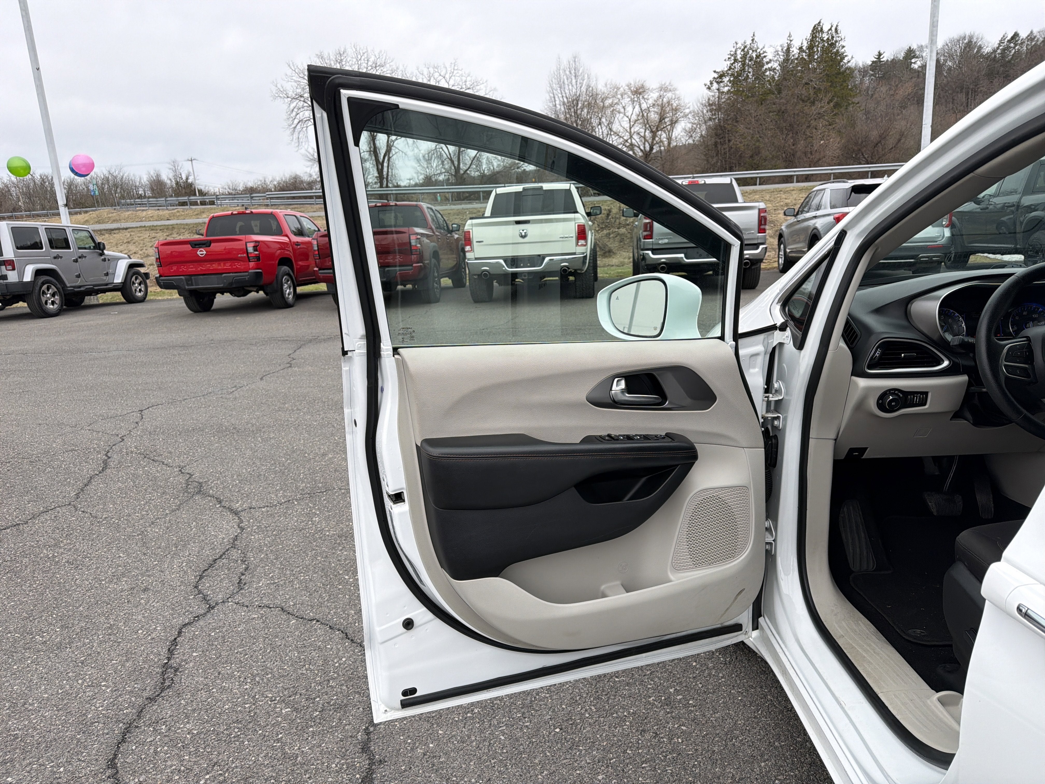 2020 Chrysler Pacifica Touring