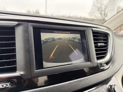 2020 Chrysler Pacifica Touring