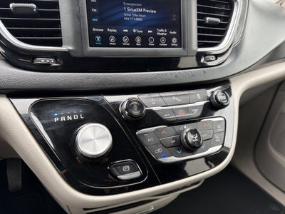 2020 Chrysler Pacifica Touring