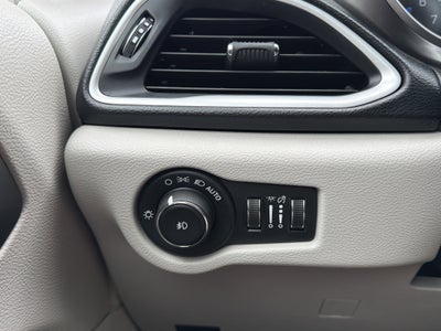 2020 Chrysler Pacifica Touring