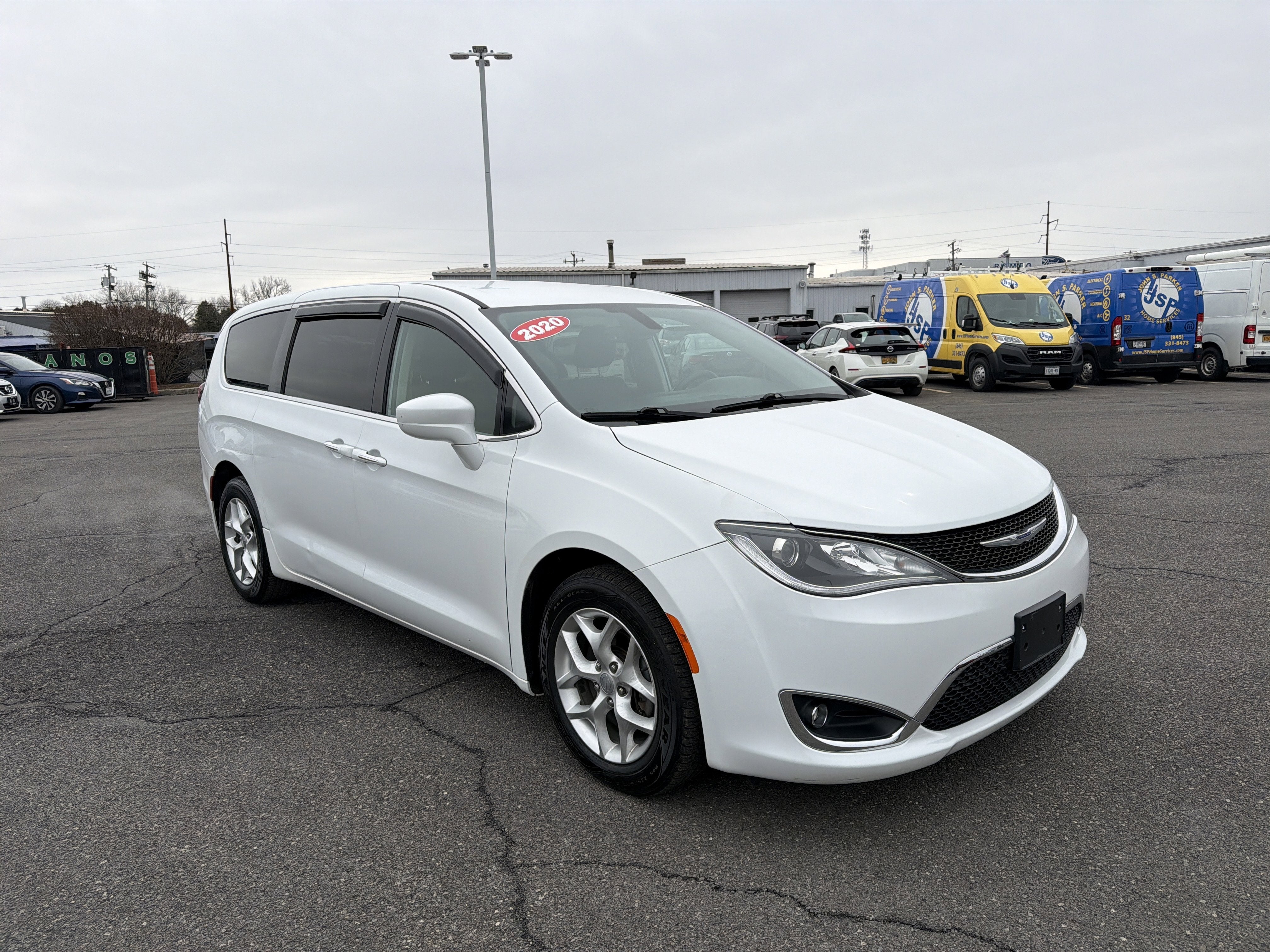 2020 Chrysler Pacifica Touring