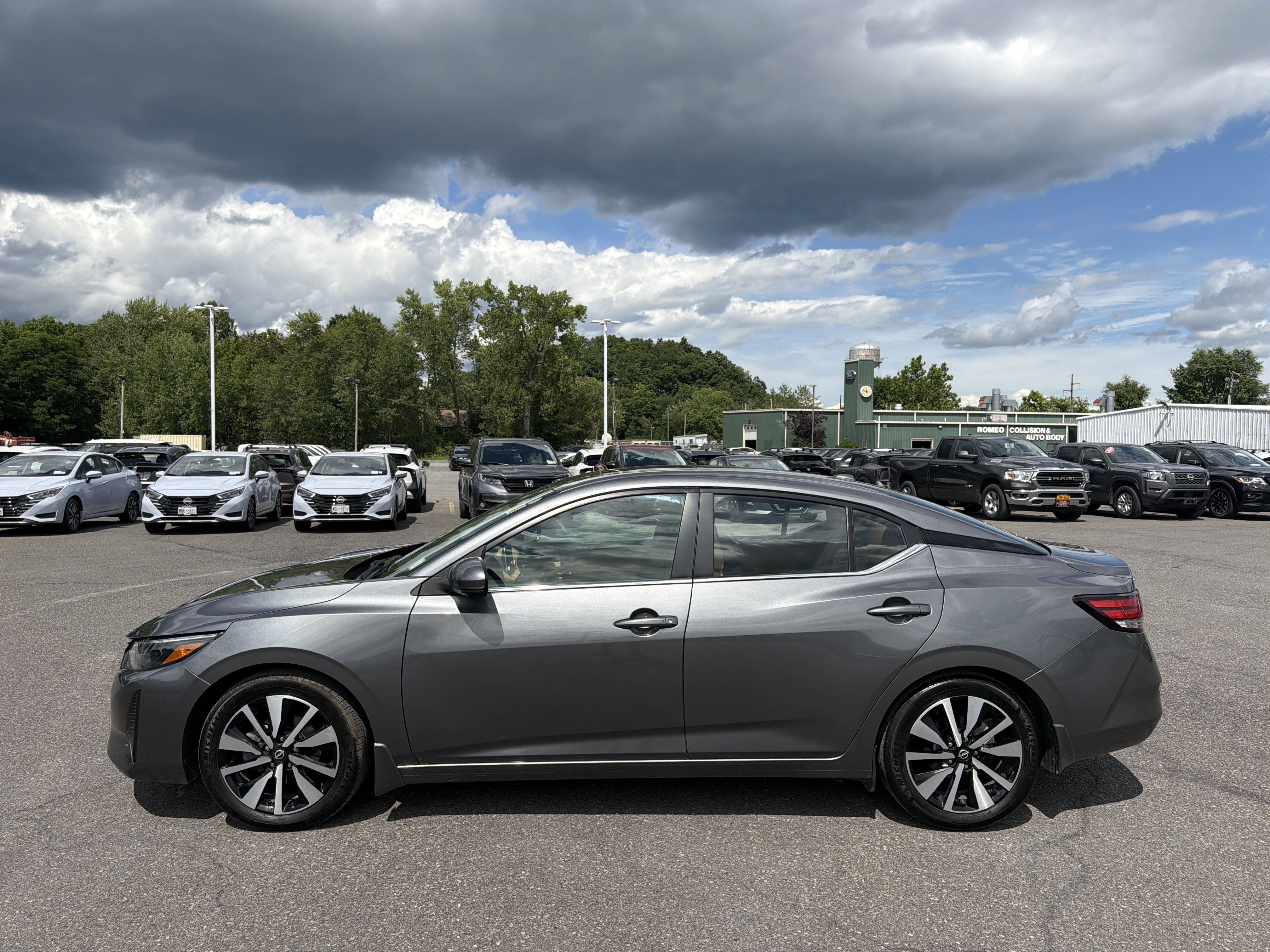 2025 Nissan Sentra SV