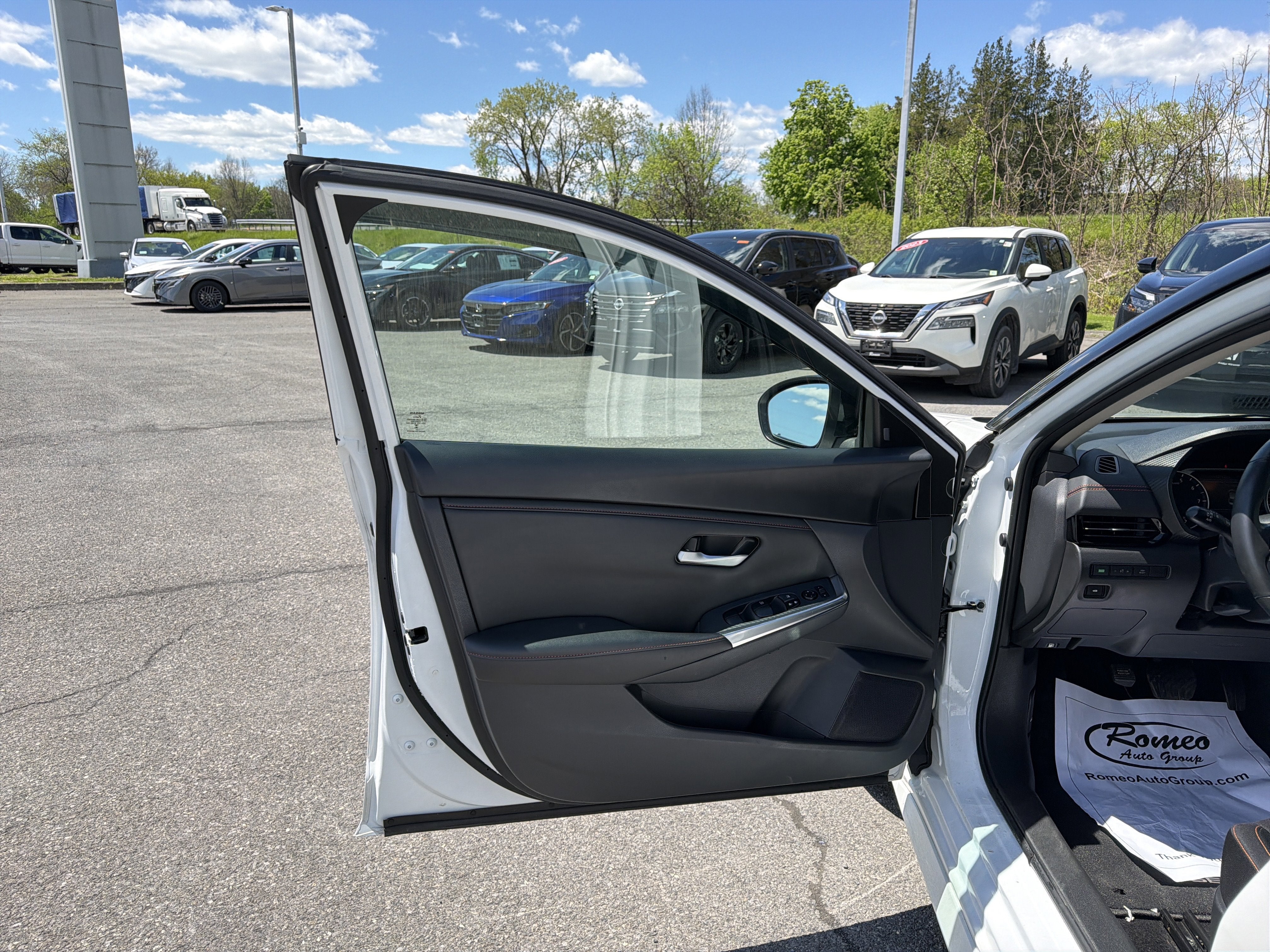 2023 Nissan Sentra SR