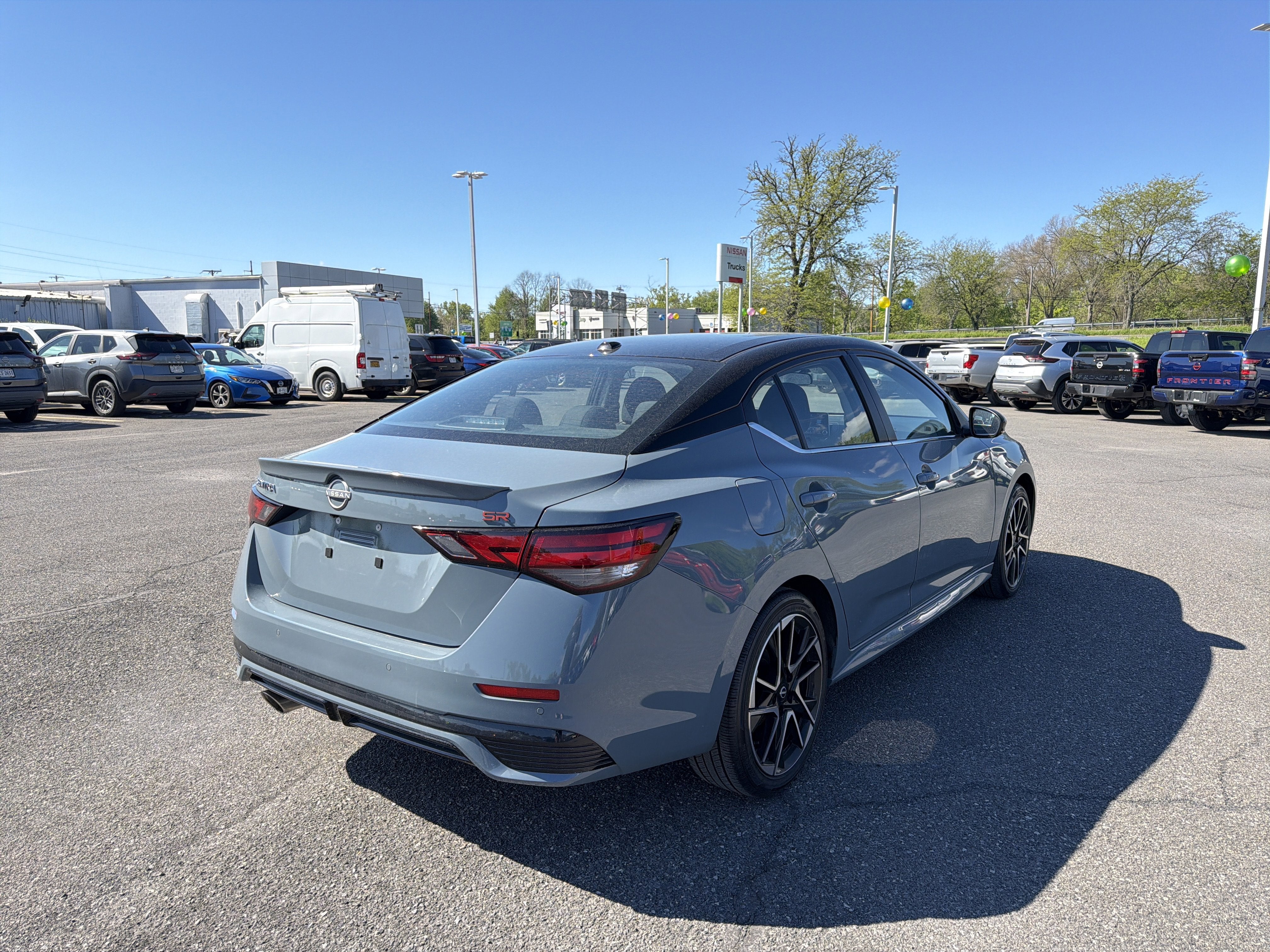 2025 Nissan Sentra SR