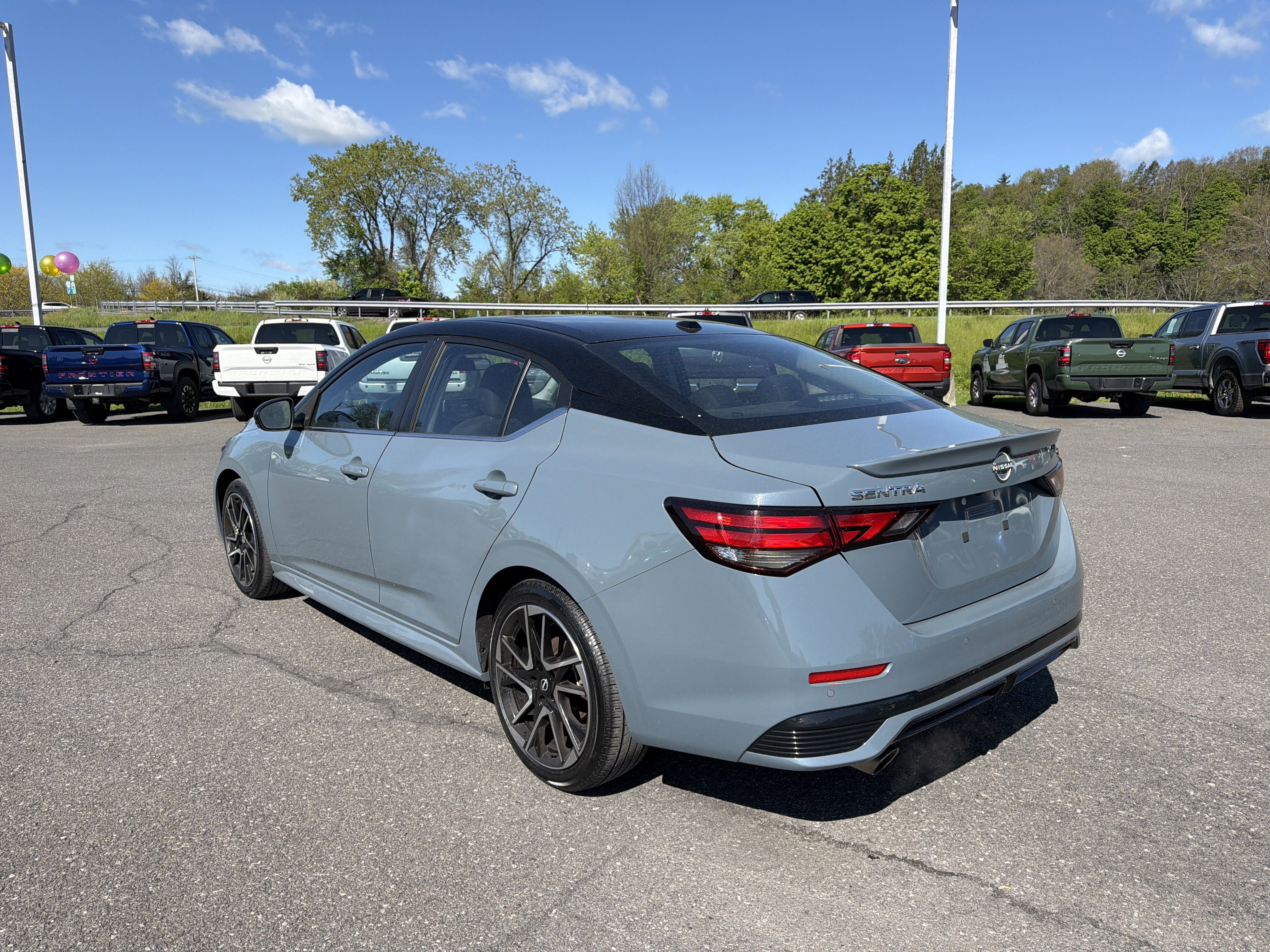 2025 Nissan Sentra SR