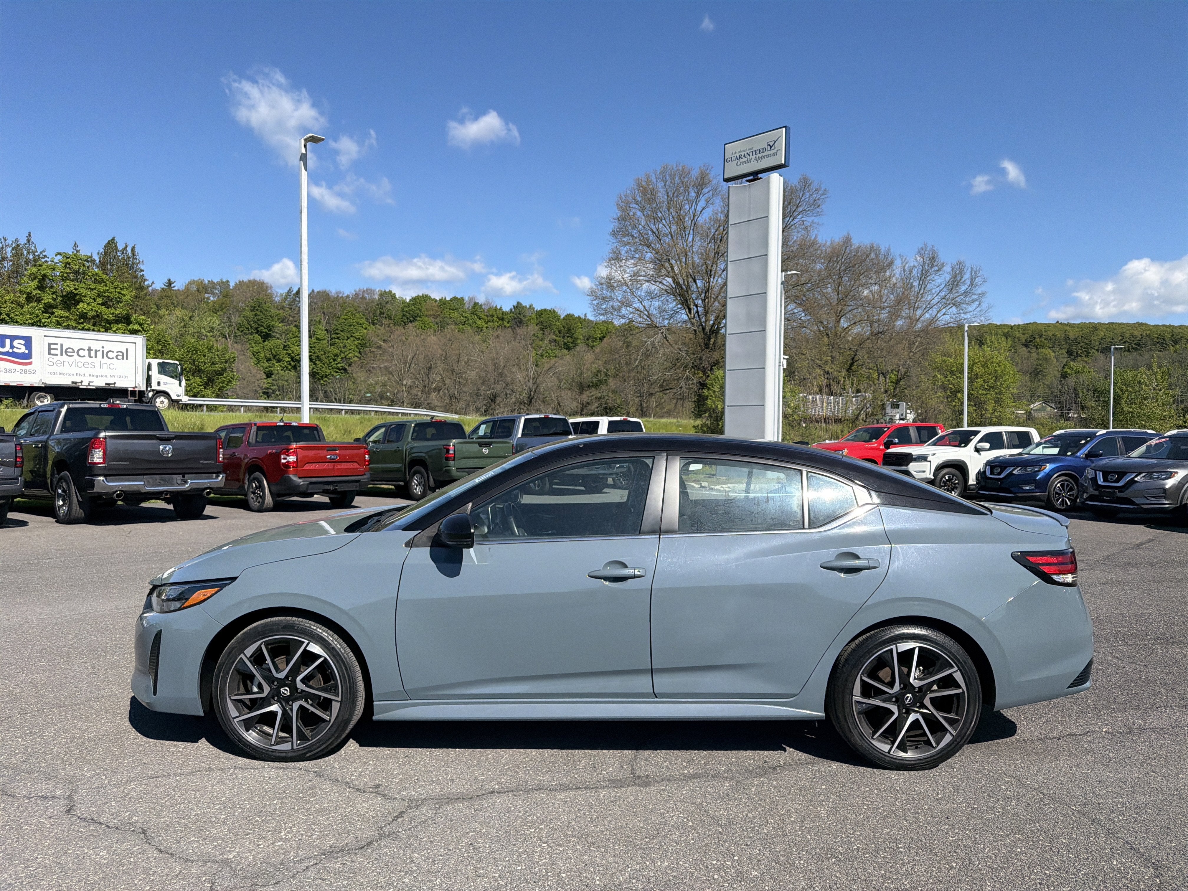 2025 Nissan Sentra SR
