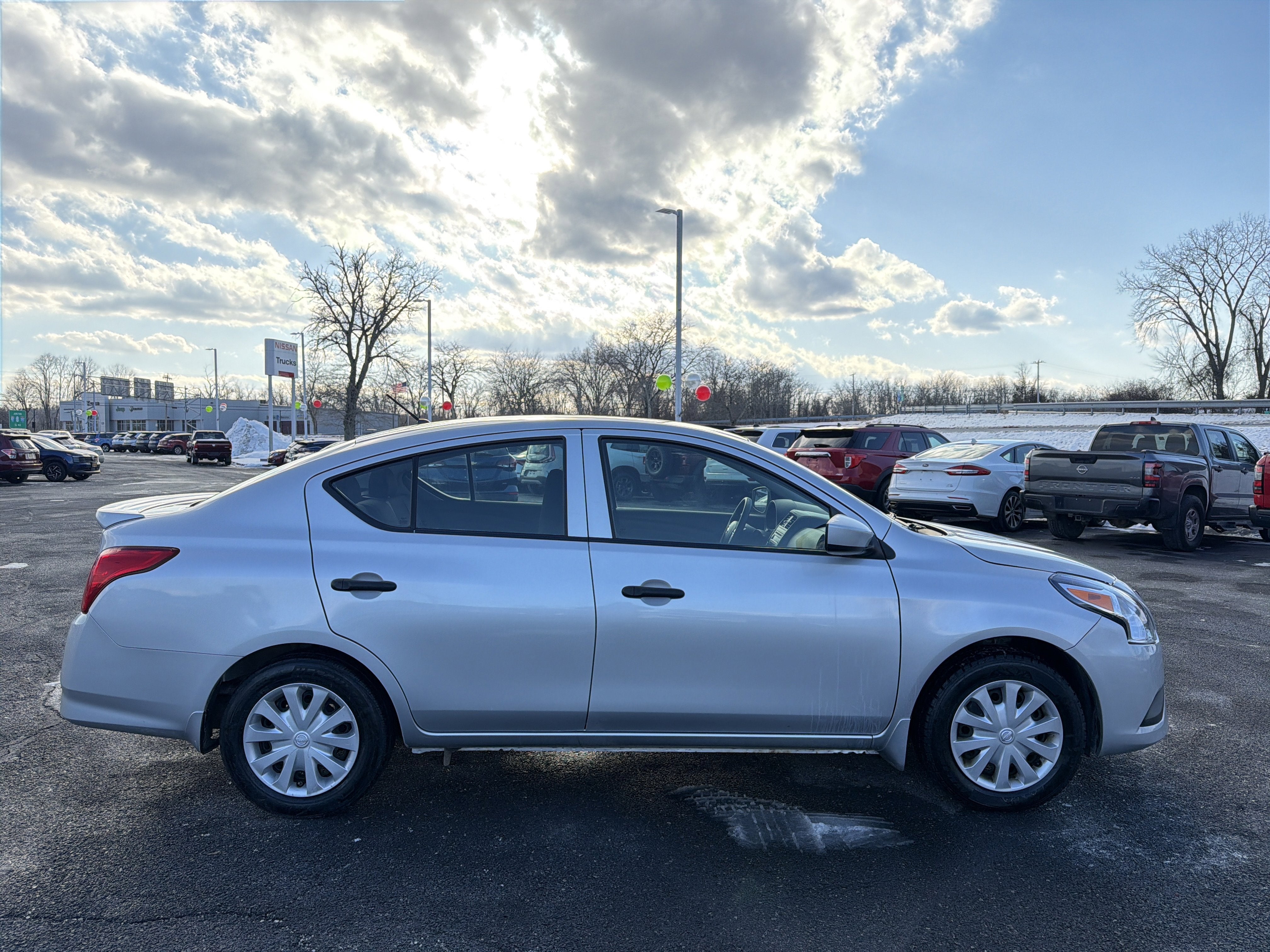 2016 Nissan Versa 1.6 S Plus