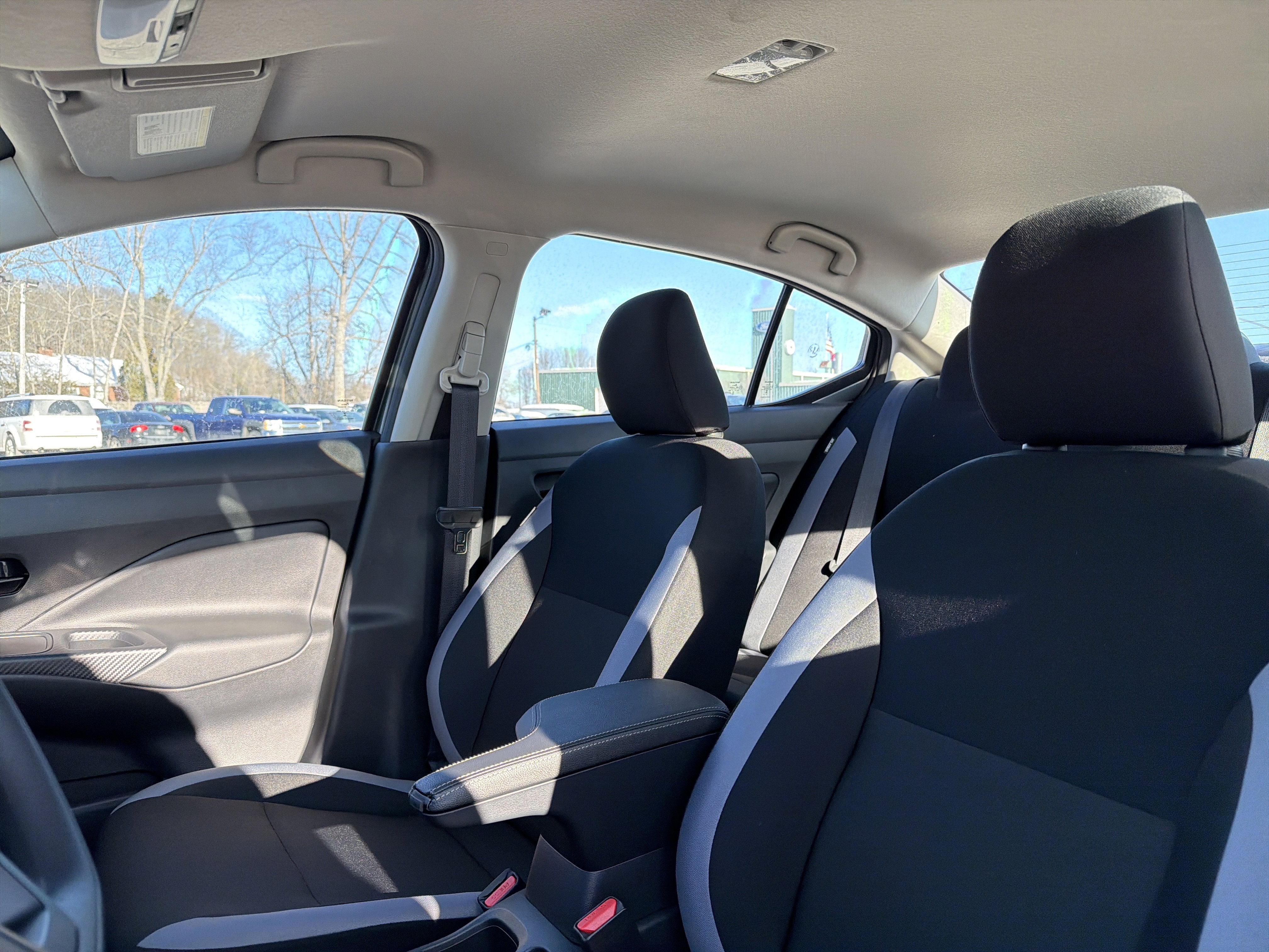 2025 Nissan Versa 1.6 S