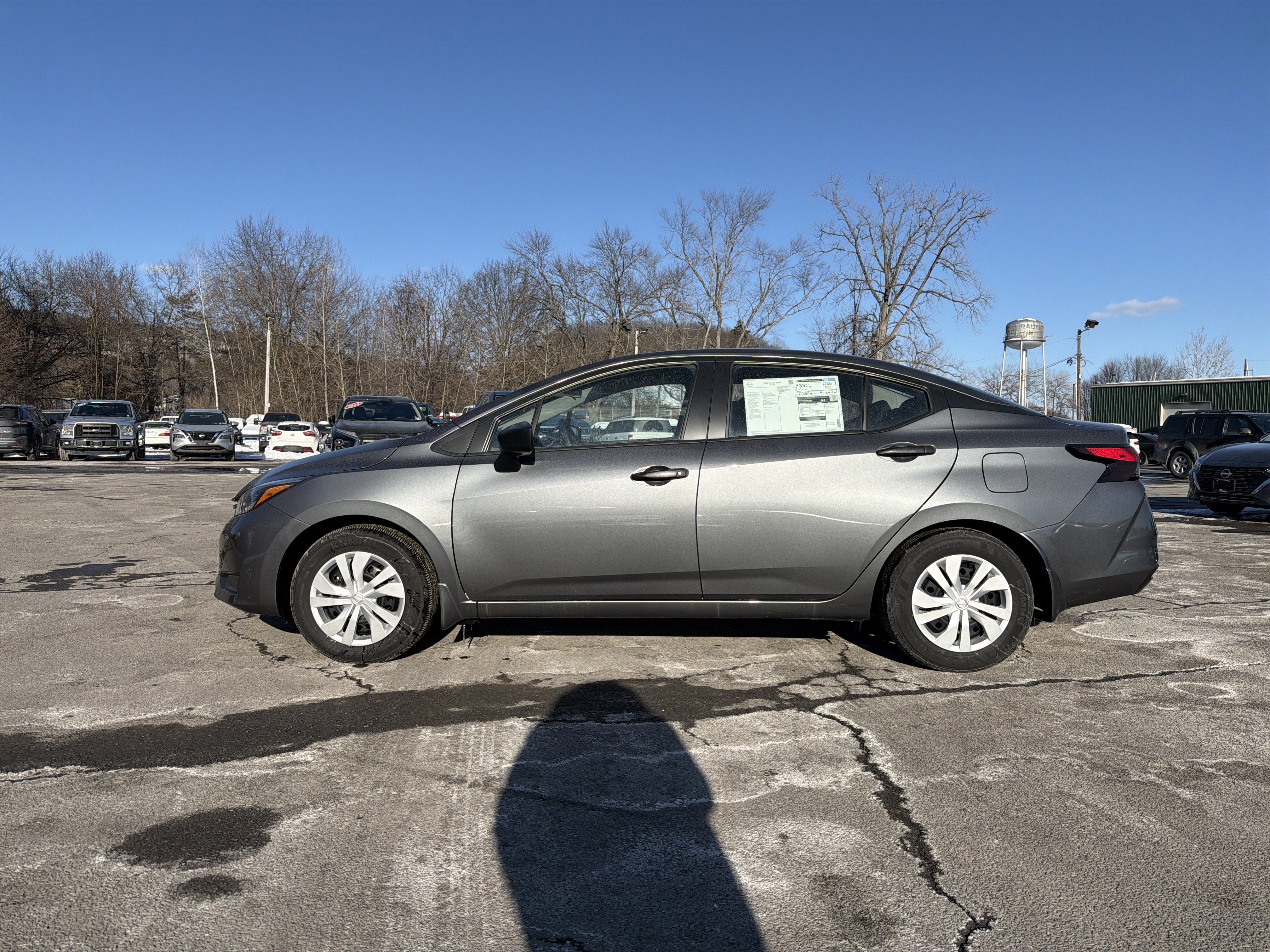 2025 Nissan Versa 1.6 S