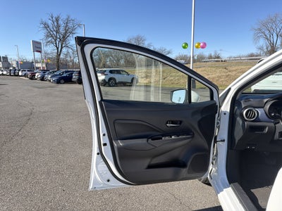 2024 Nissan Versa 1.6 SV