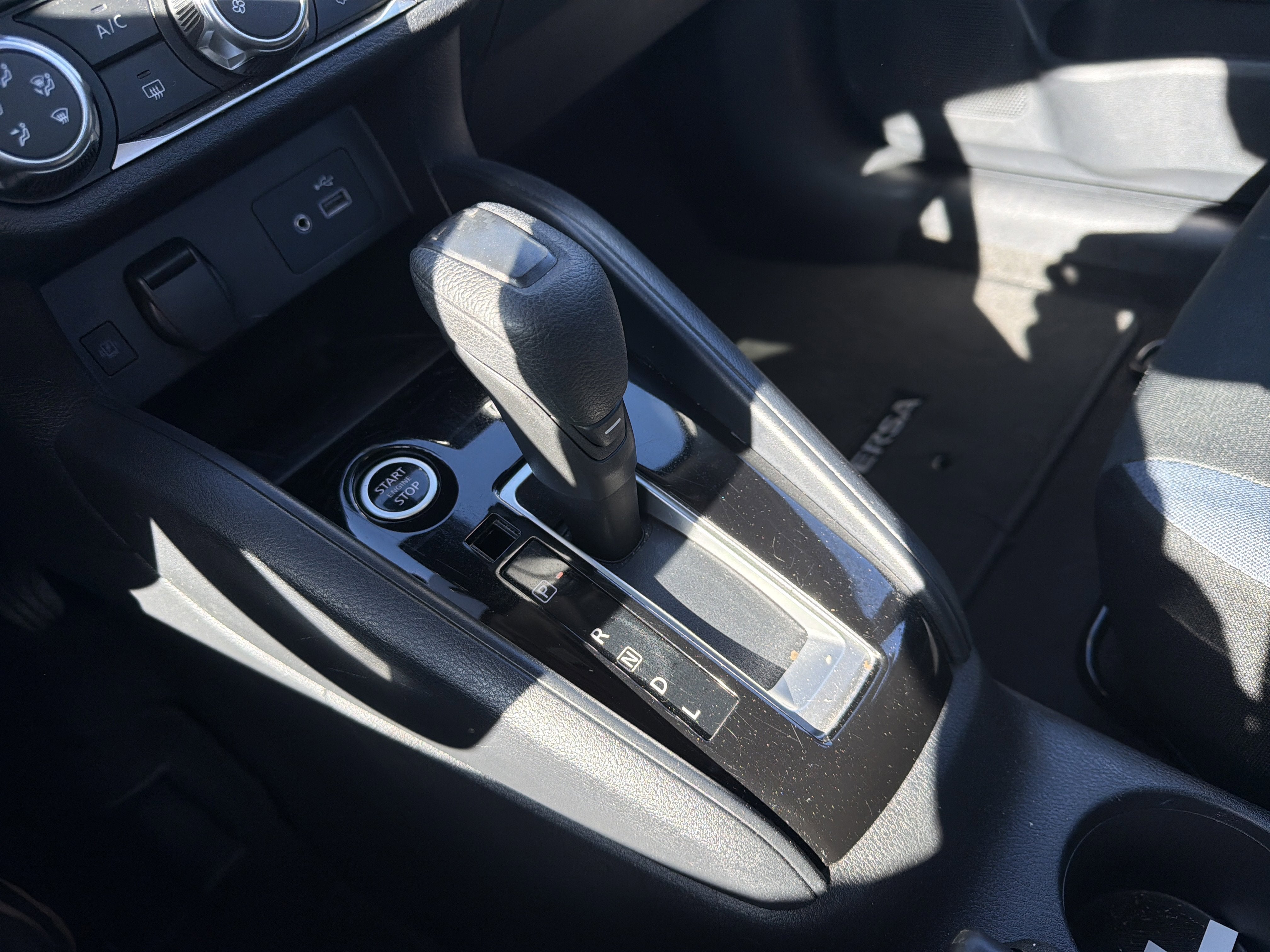 2024 Nissan Versa 1.6 SV