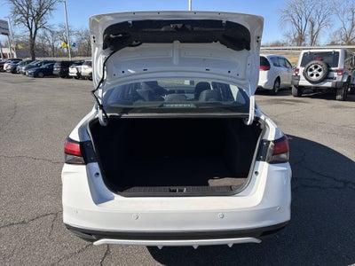 2024 Nissan Versa 1.6 SV