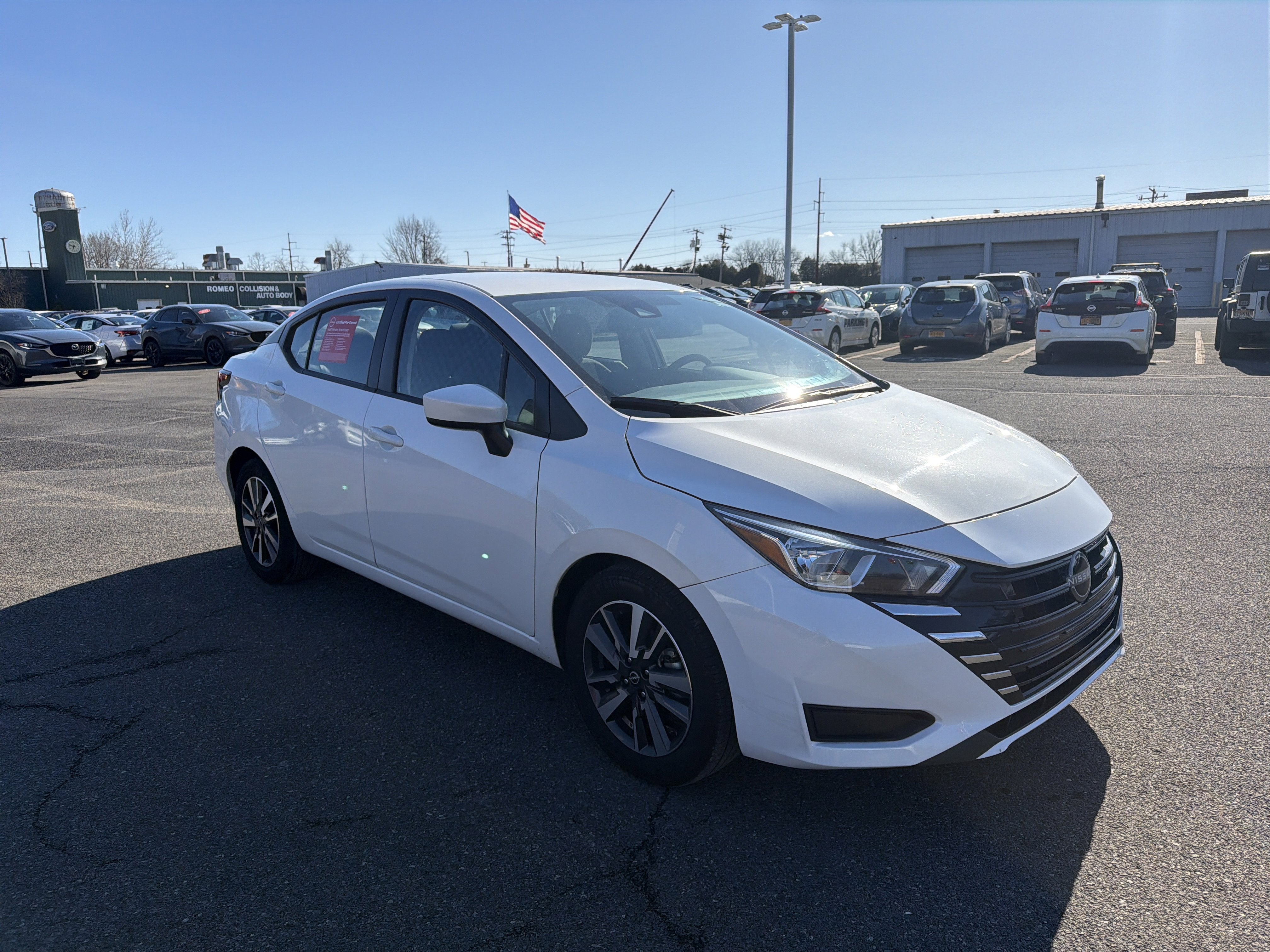 2024 Nissan Versa 1.6 SV