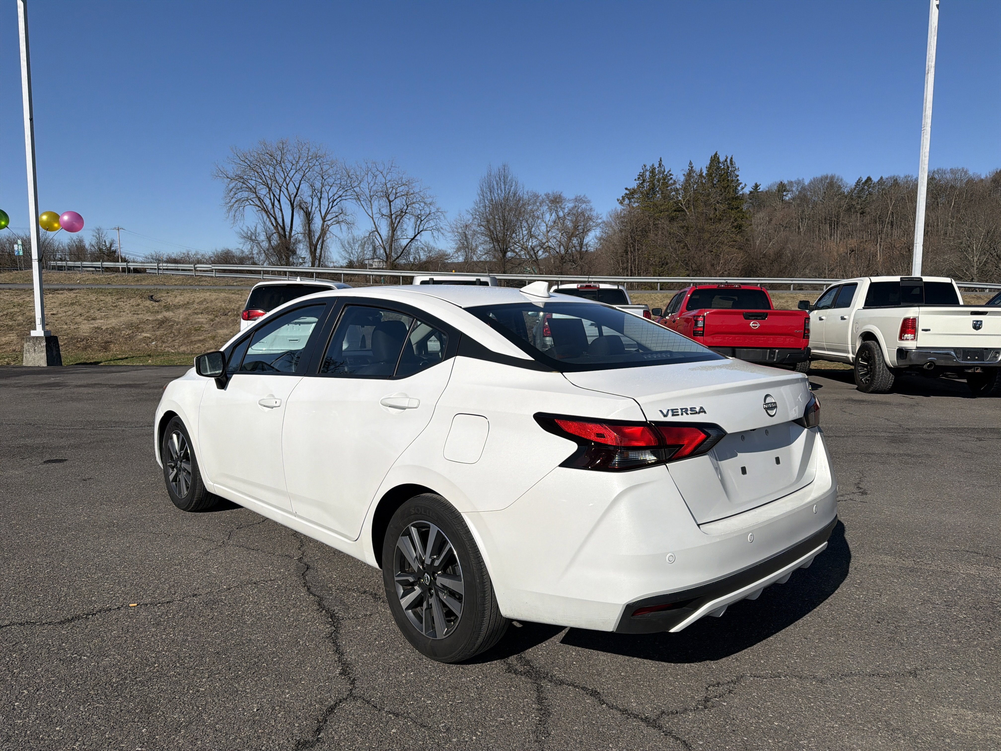 2024 Nissan Versa 1.6 SV