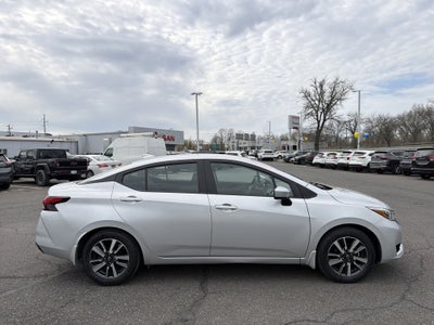2025 Nissan Versa 1.6 SV