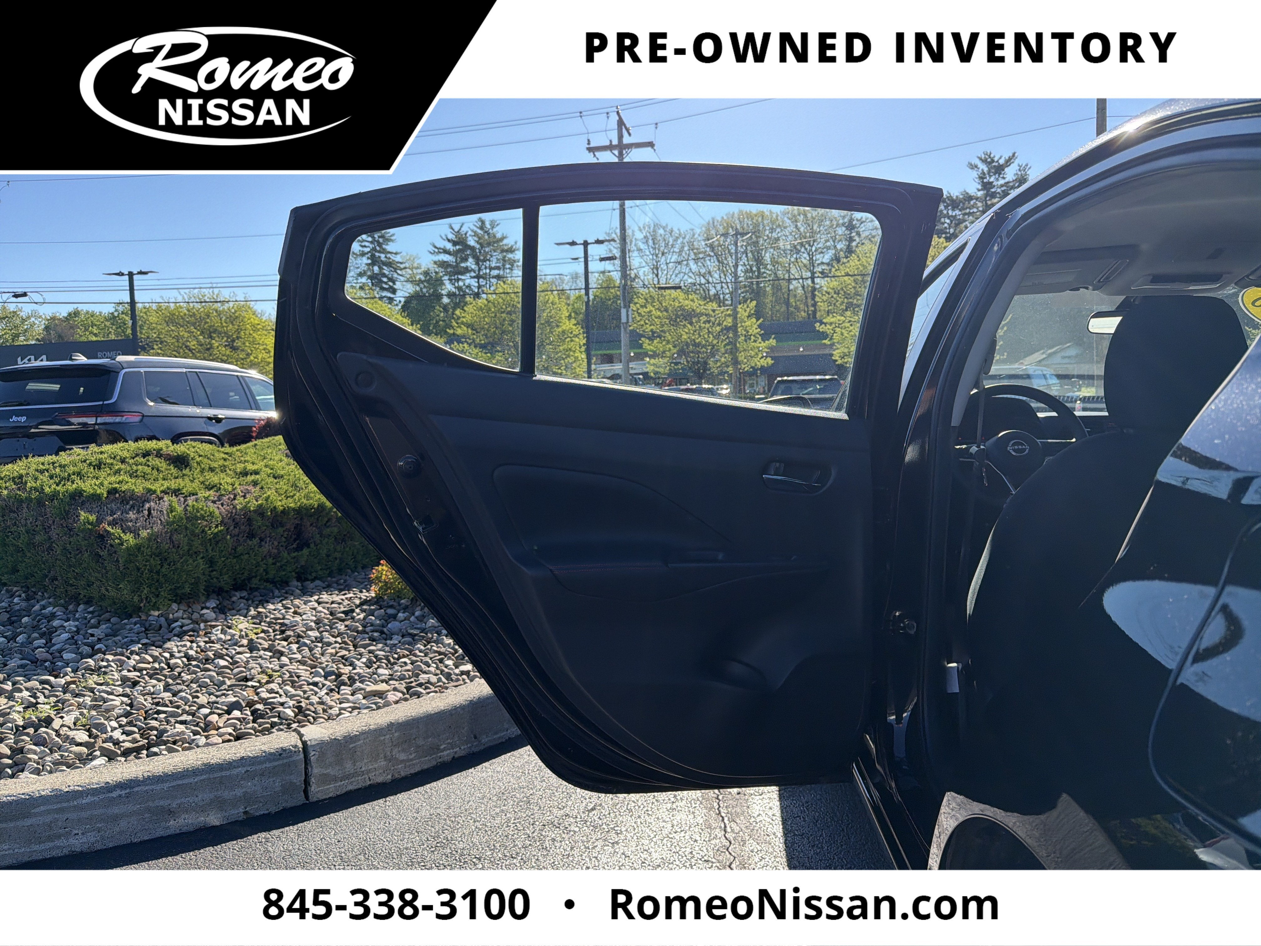 2025 Nissan Versa 1.6 SR