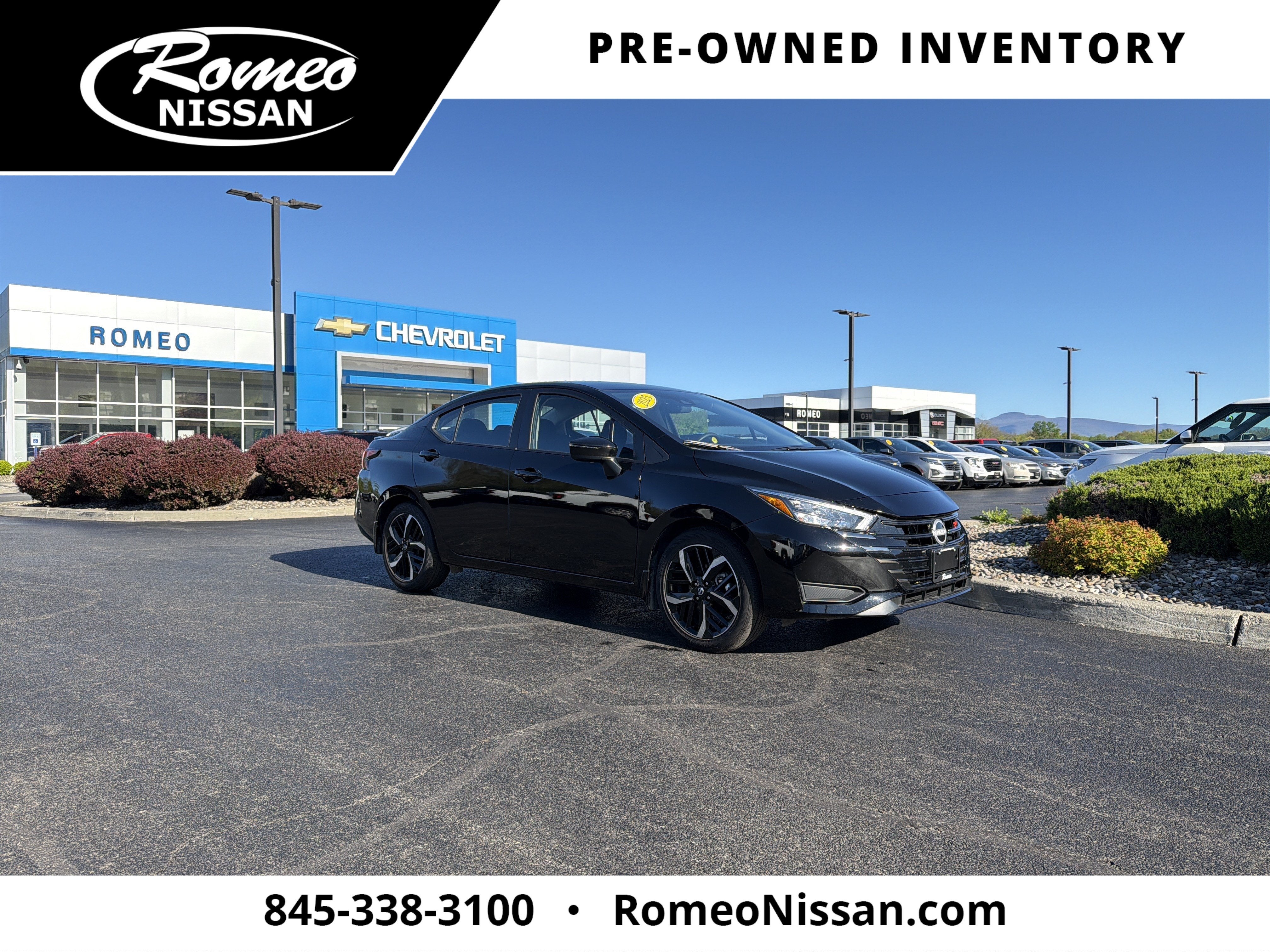 2025 Nissan Versa 1.6 SR