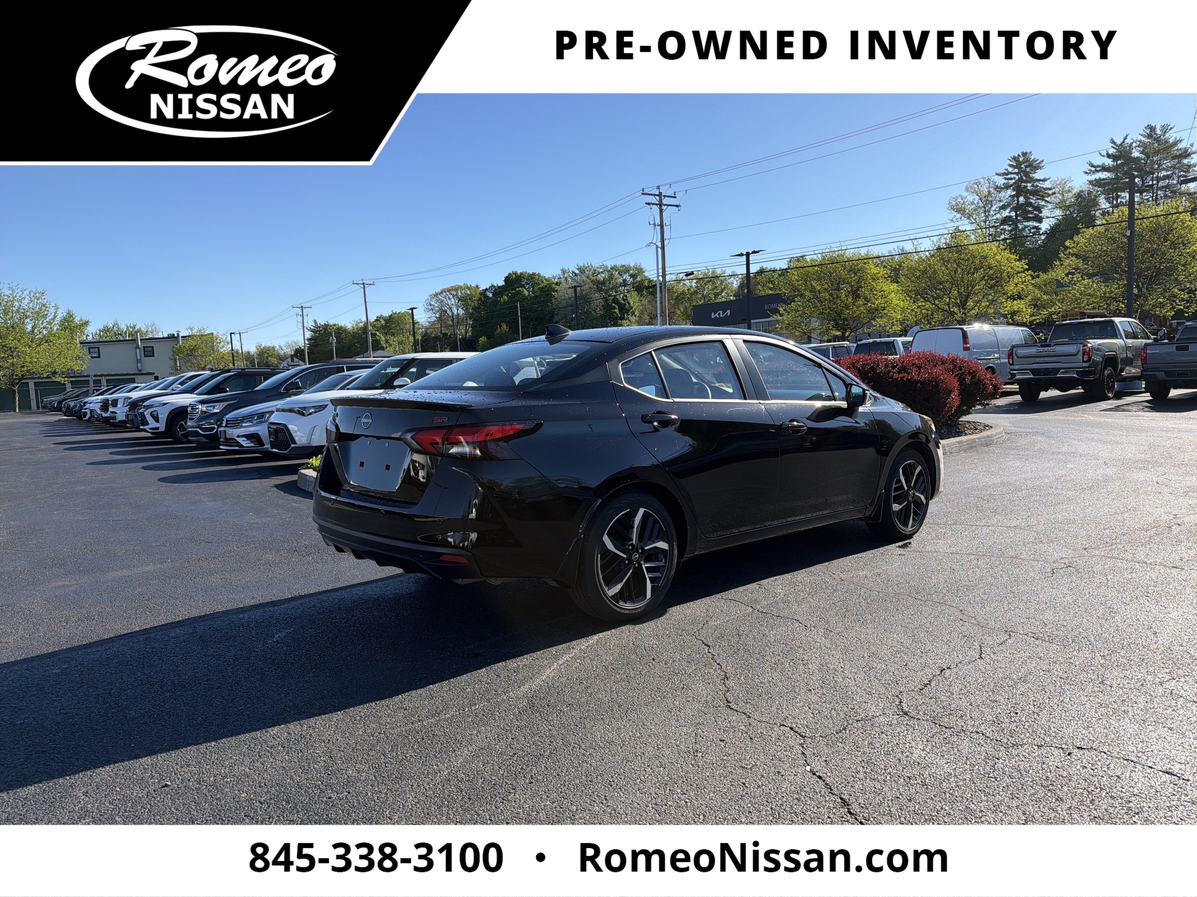 2025 Nissan Versa 1.6 SR