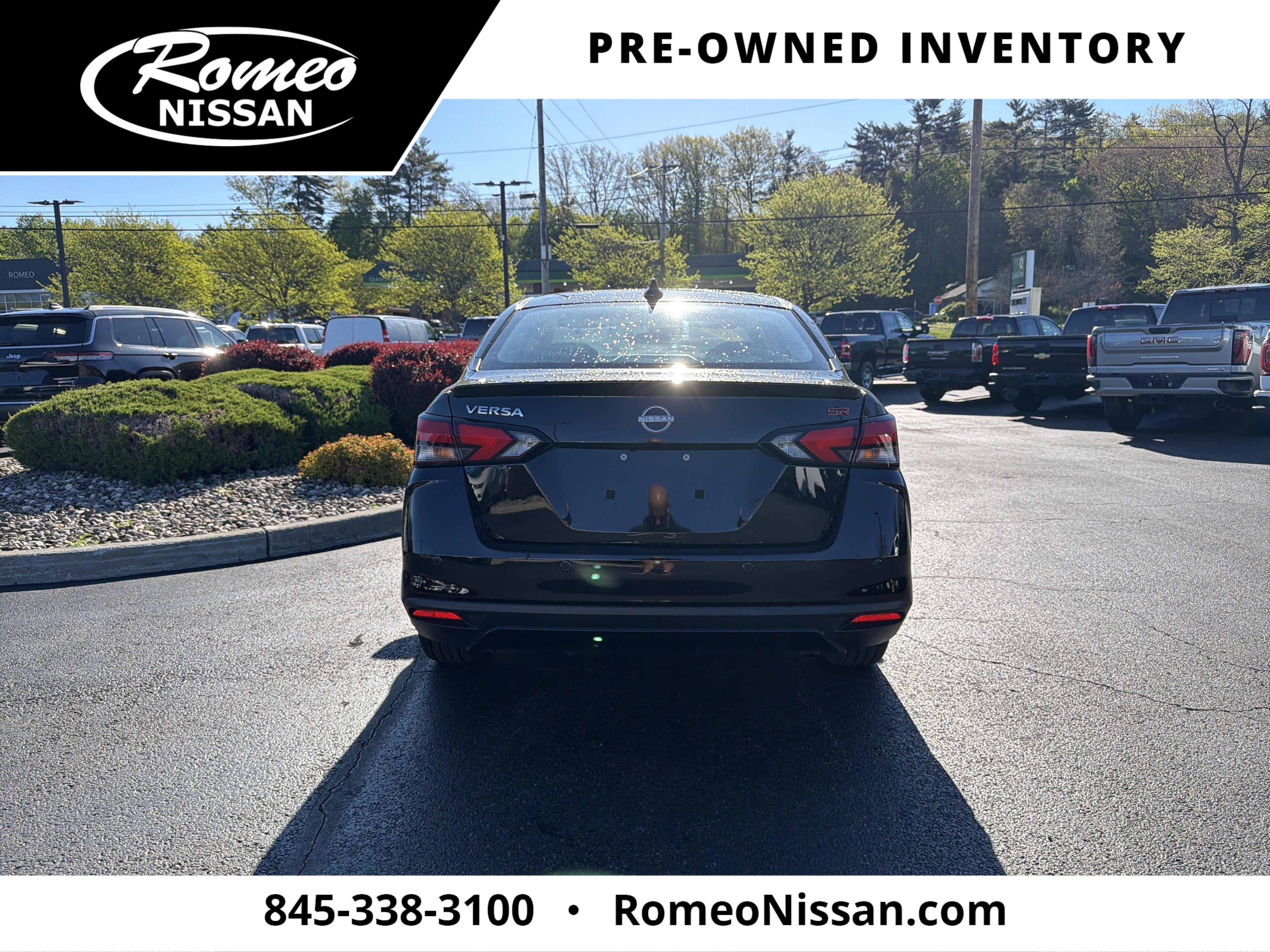 2025 Nissan Versa 1.6 SR
