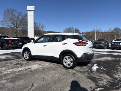 2020 Nissan Kicks S