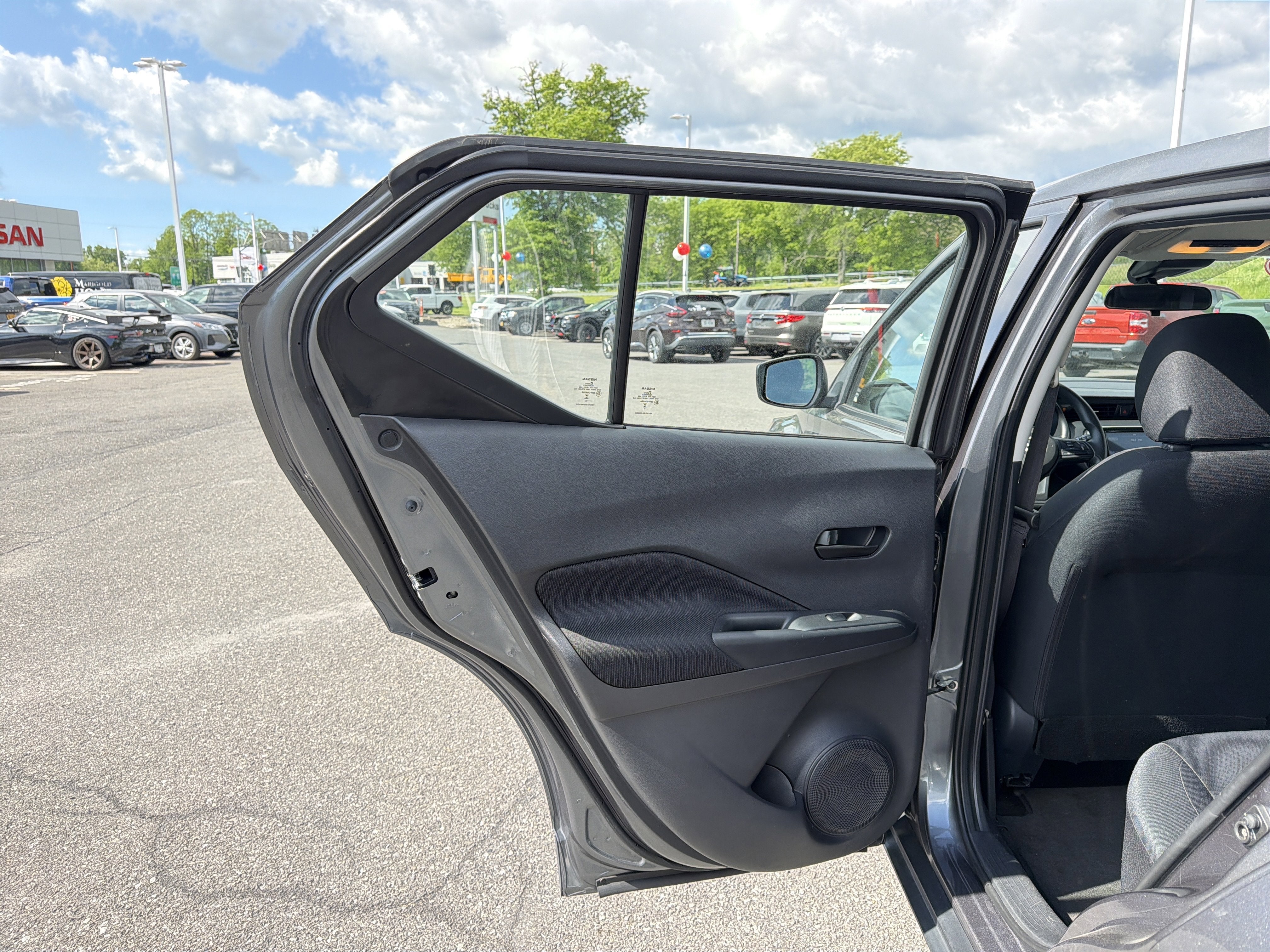 2023 Nissan Kicks S