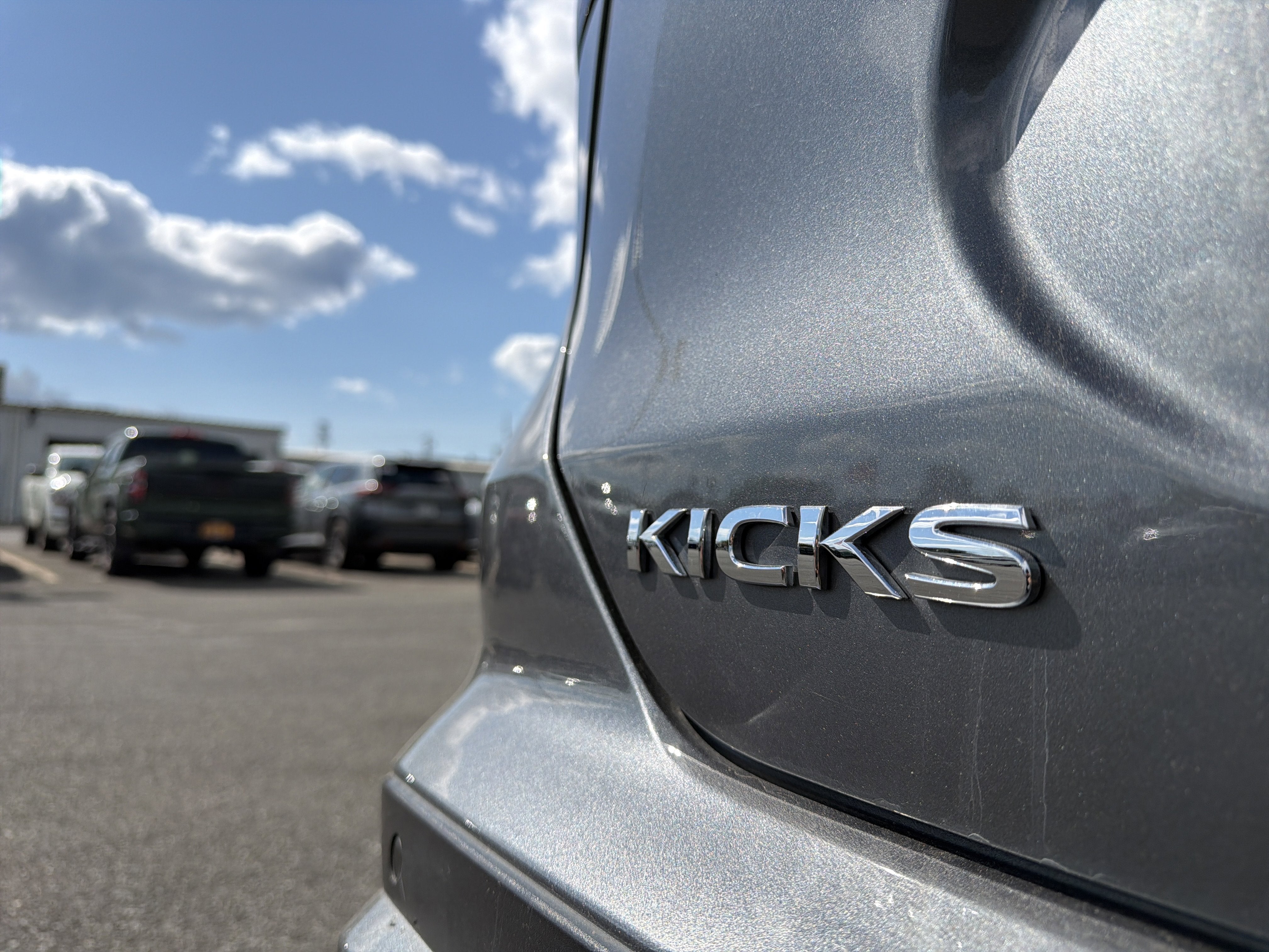 2023 Nissan Kicks S