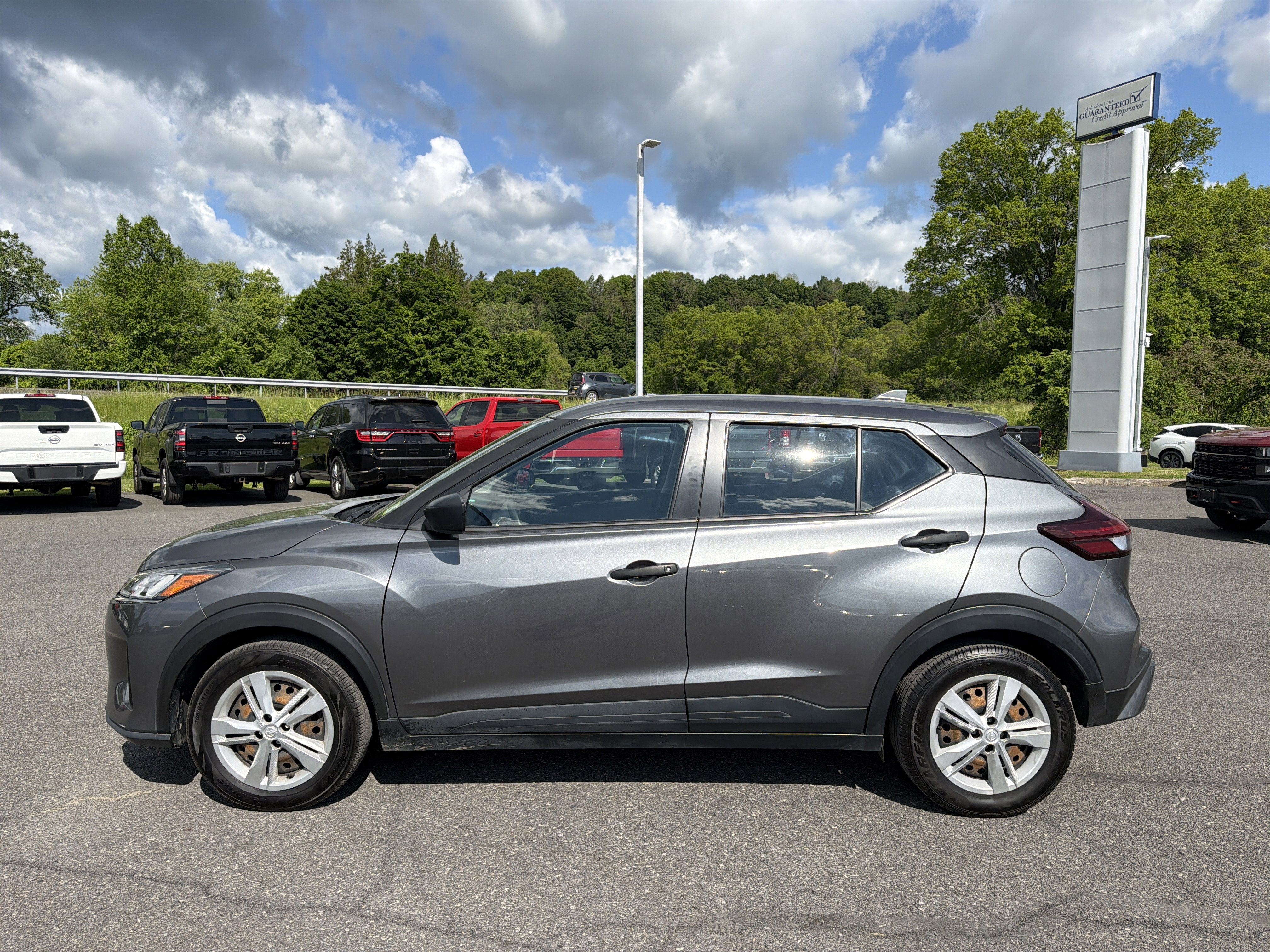 2023 Nissan Kicks S