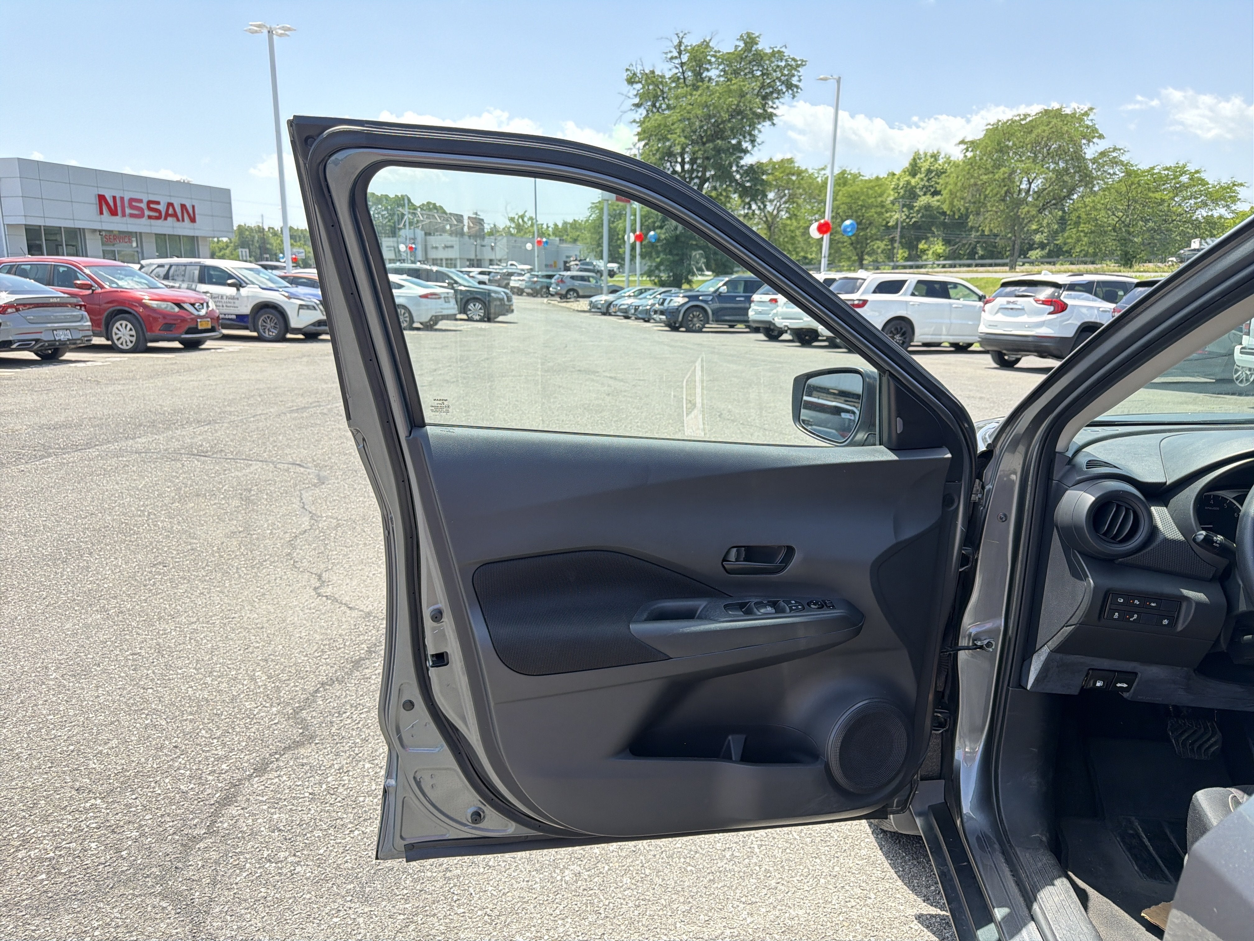 2021 Nissan Kicks S